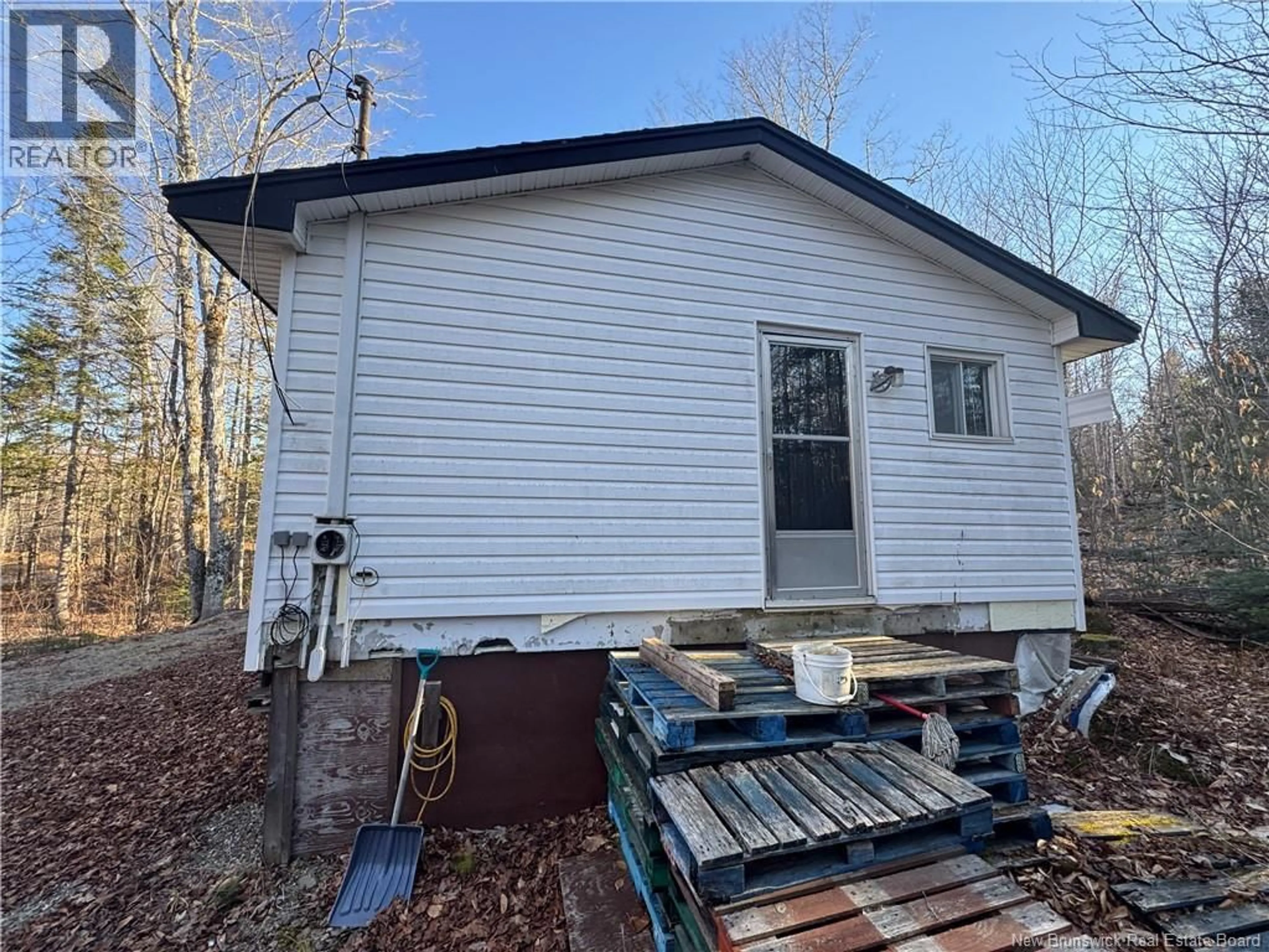Shed for CAMP LAKE ROAD, South Oromocto Lake New Brunswick E5L2R2