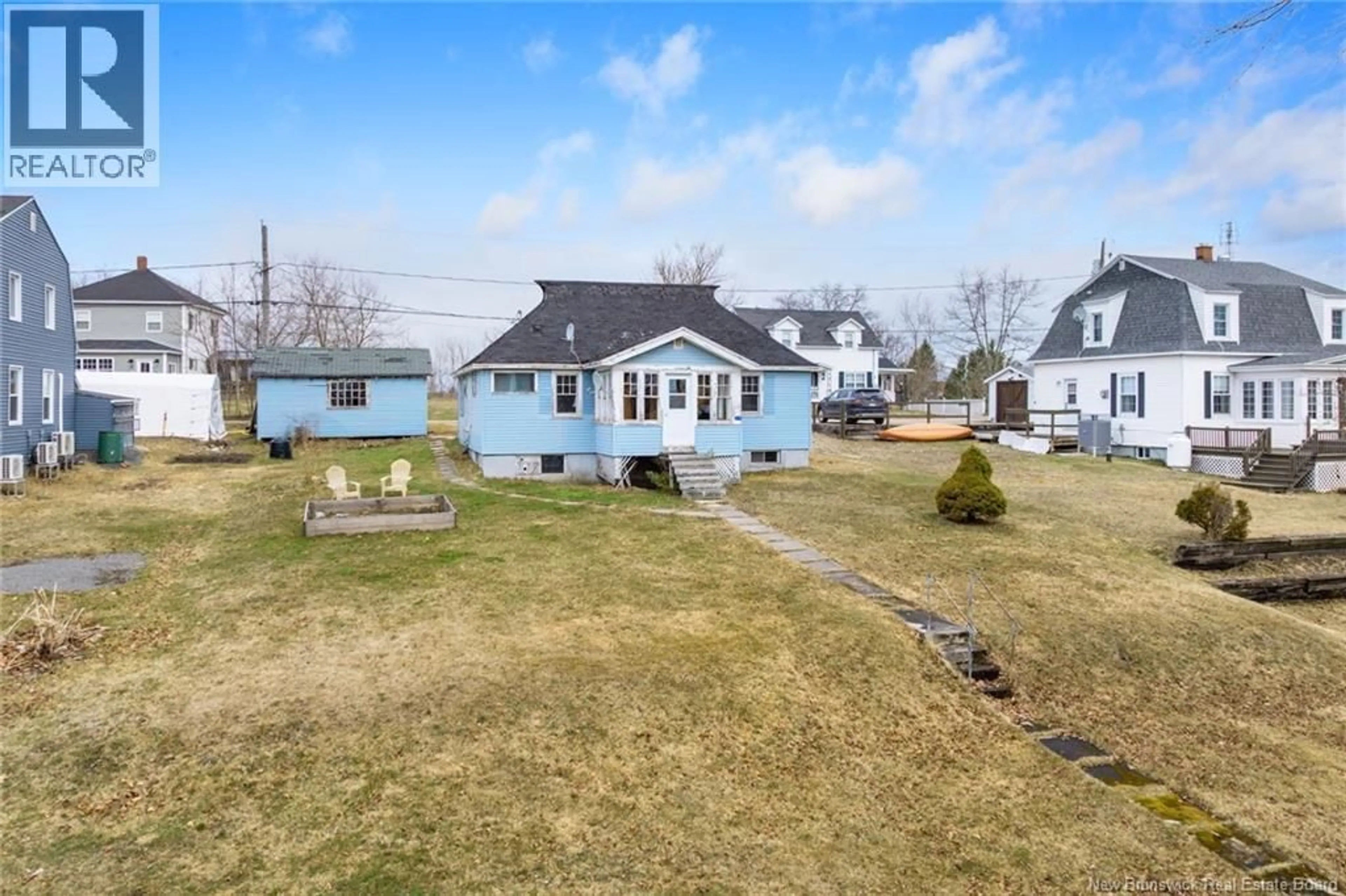A pic from outside/outdoor area/front of a property/back of a property/a pic from drone, street for 19 ROCKLAND DRIVE, McAdam New Brunswick E6J1V3