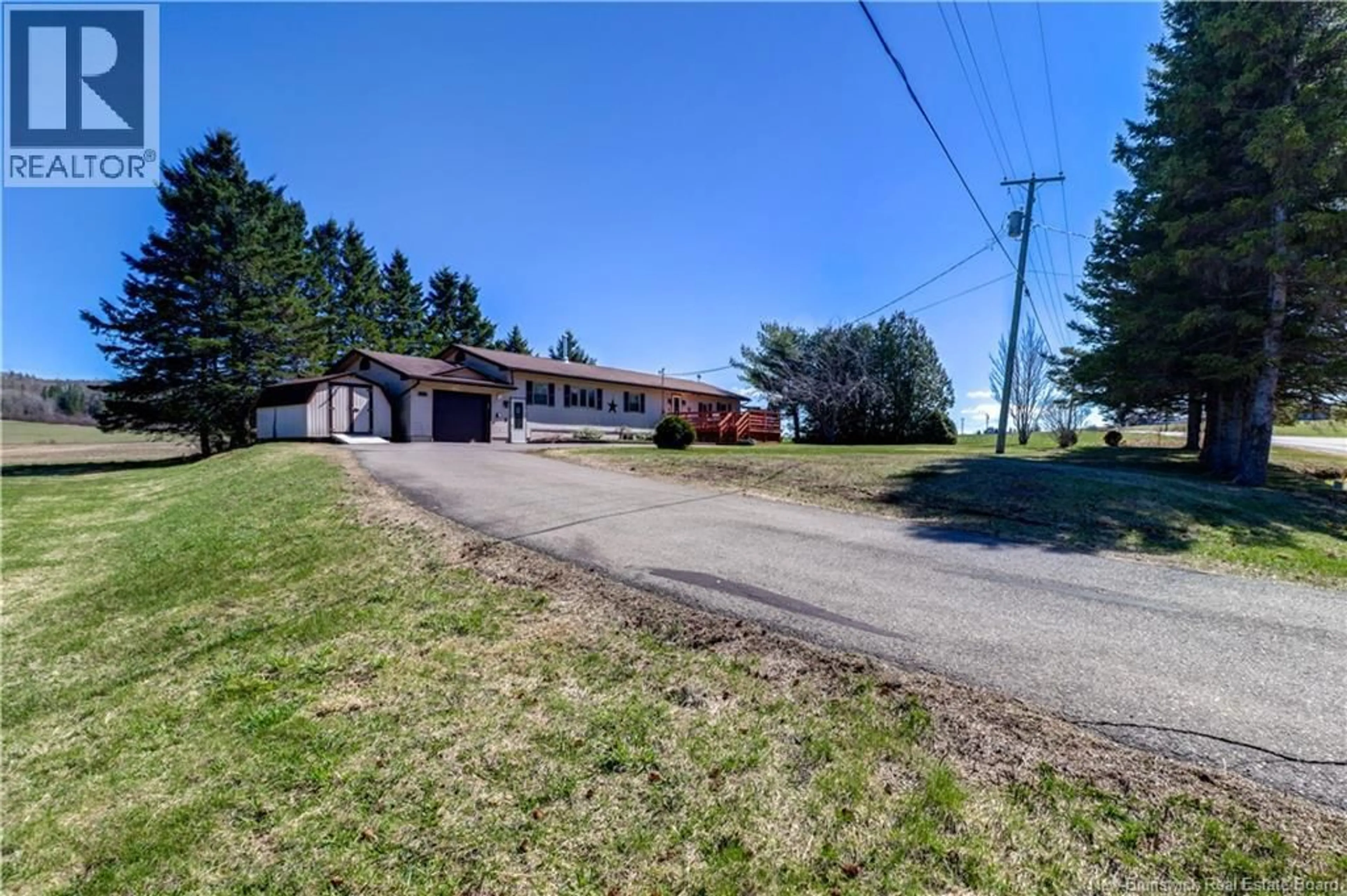 A pic from outside/outdoor area/front of a property/back of a property/a pic from drone, street for 6832 ROUTE 111, Sussex New Brunswick E4E4S7