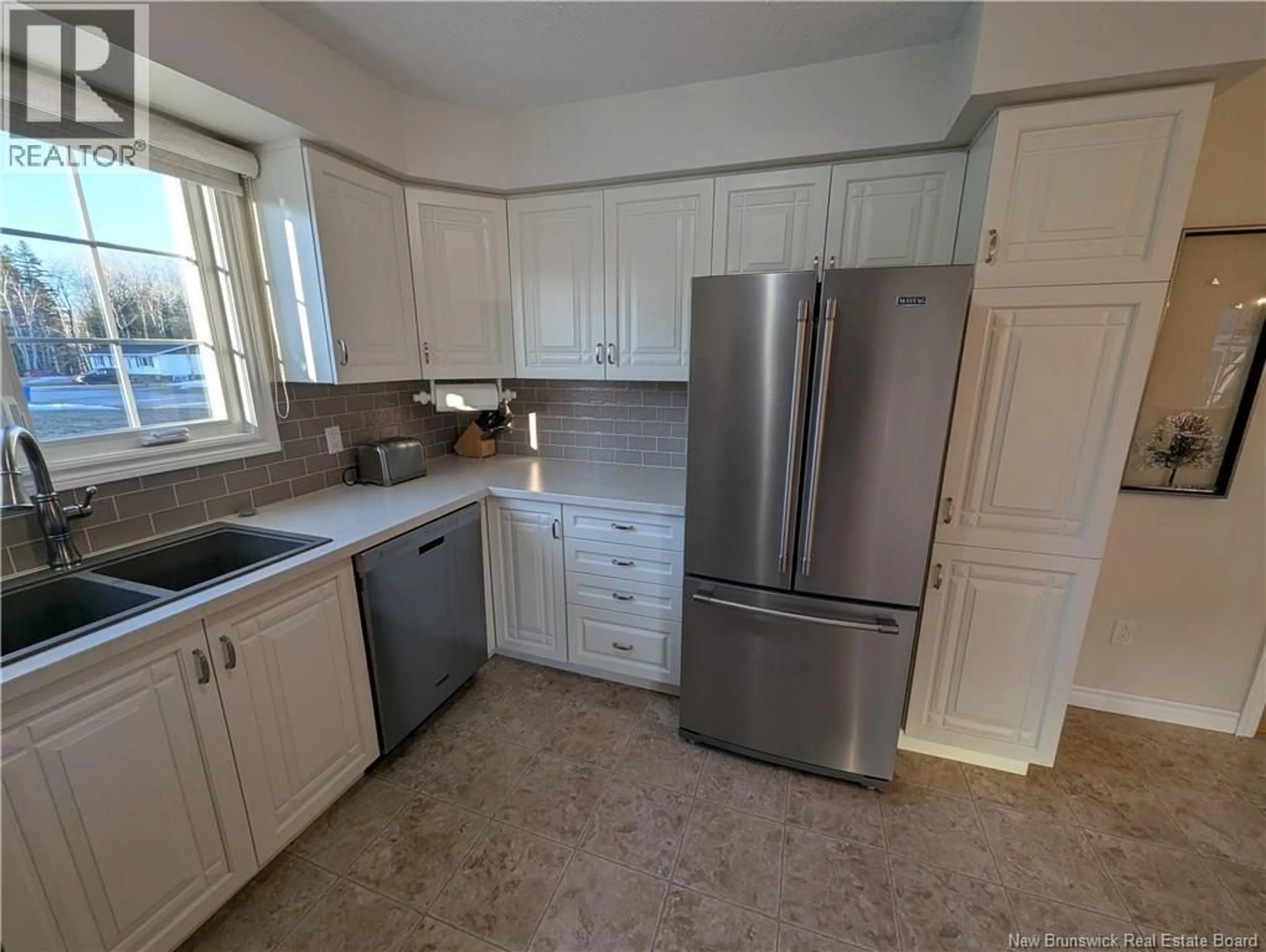 Standard kitchen, ceramic/tile floor for 2025 BALSAM, Bathurst New Brunswick E2A4X4