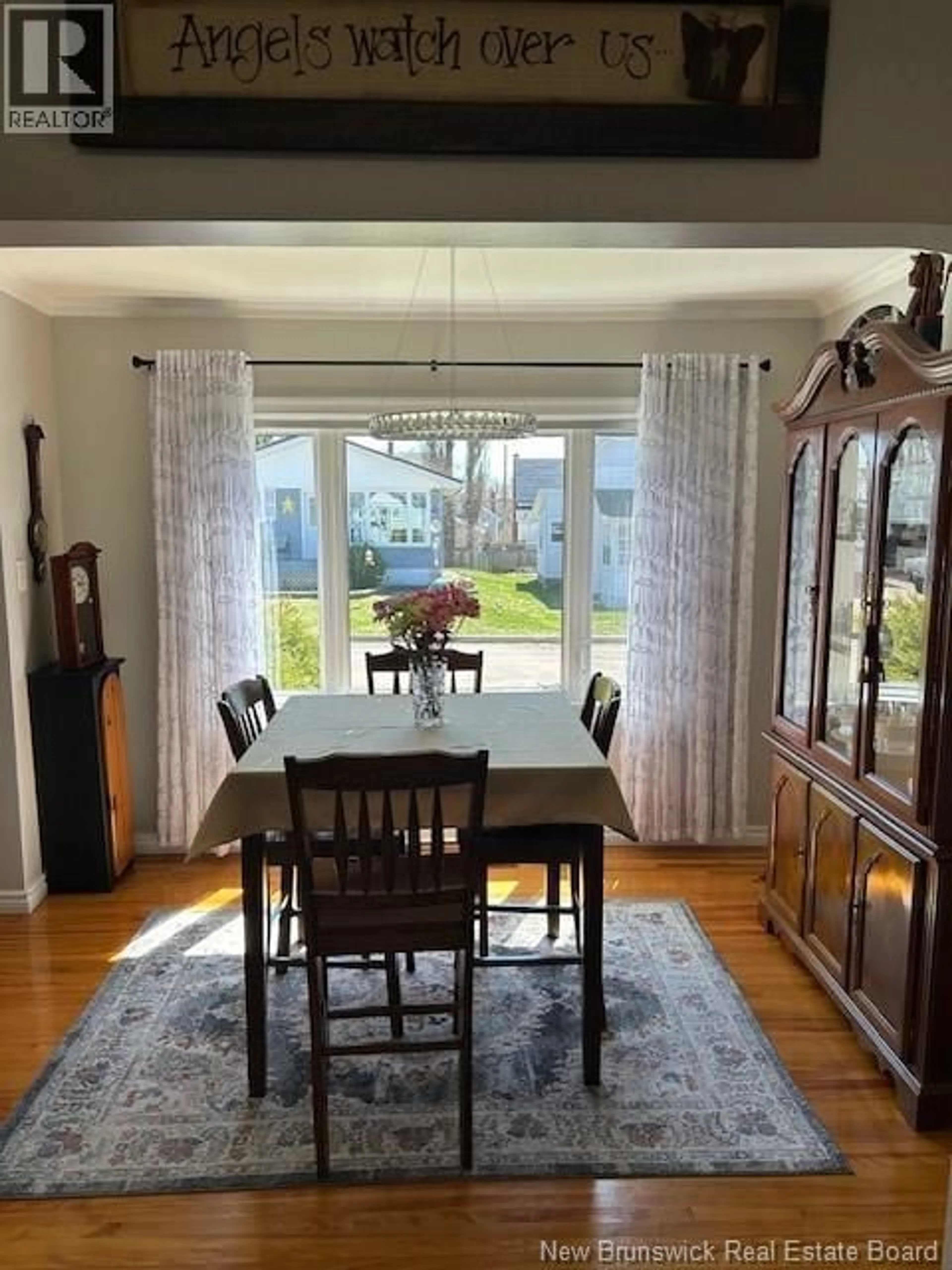 Dining room, wood/laminate floor for 49 MANSFIELD STREET, Moncton New Brunswick E1A2V8