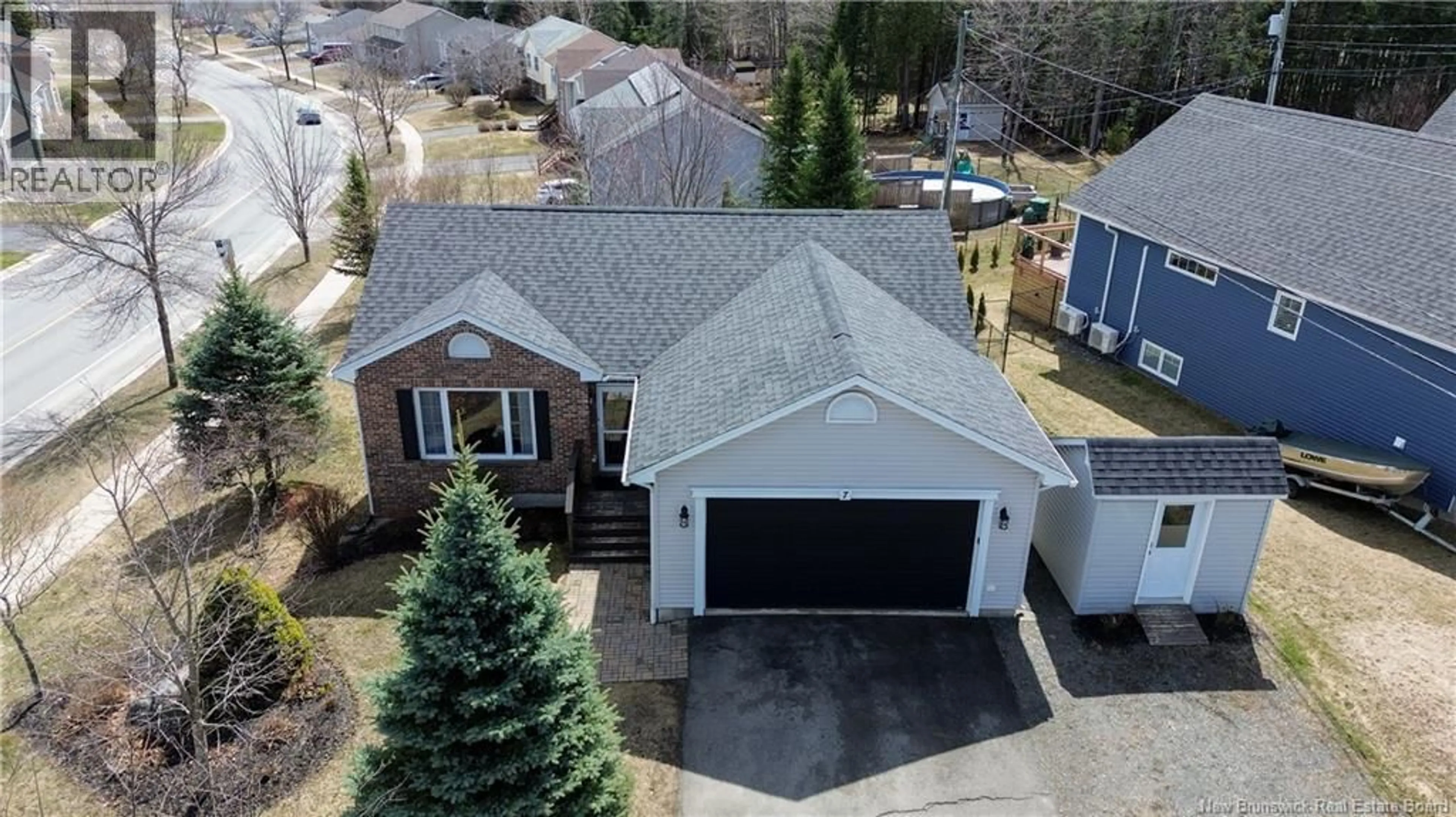 A pic from outside/outdoor area/front of a property/back of a property/a pic from drone, street for 7 WYNGATE DRIVE, Fredericton New Brunswick E3A9X8