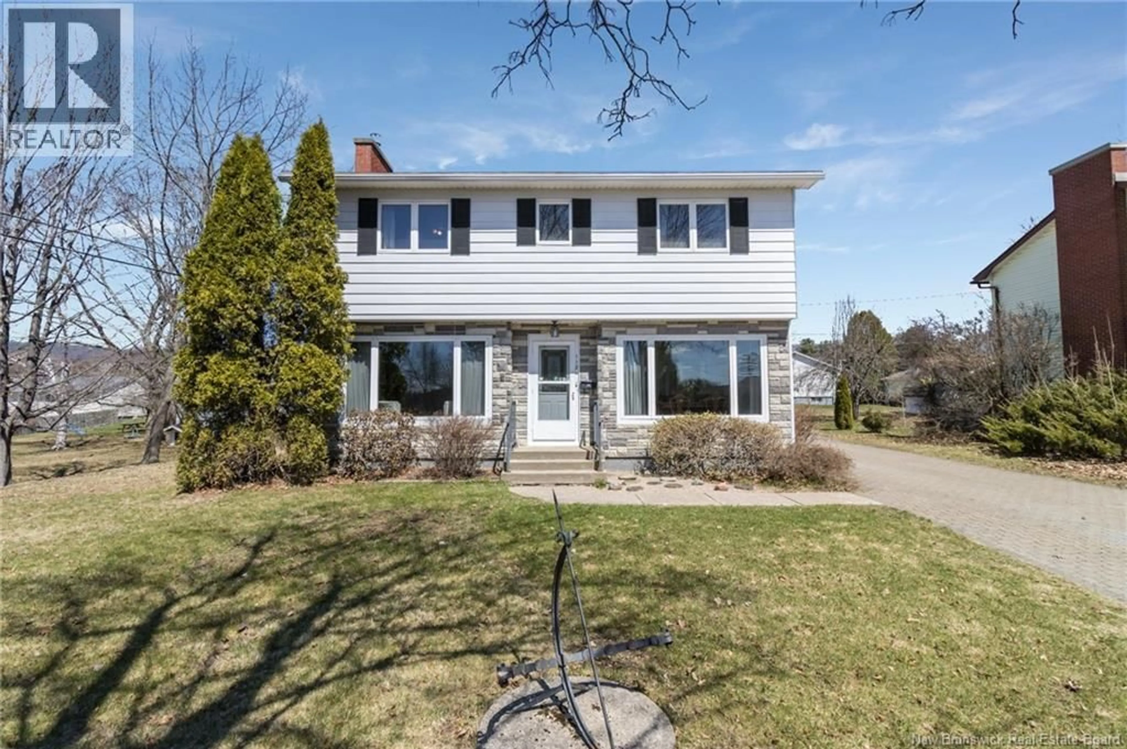 Home with vinyl exterior material, street for 112 BLOOR STREET, Fredericton New Brunswick E3A2K4