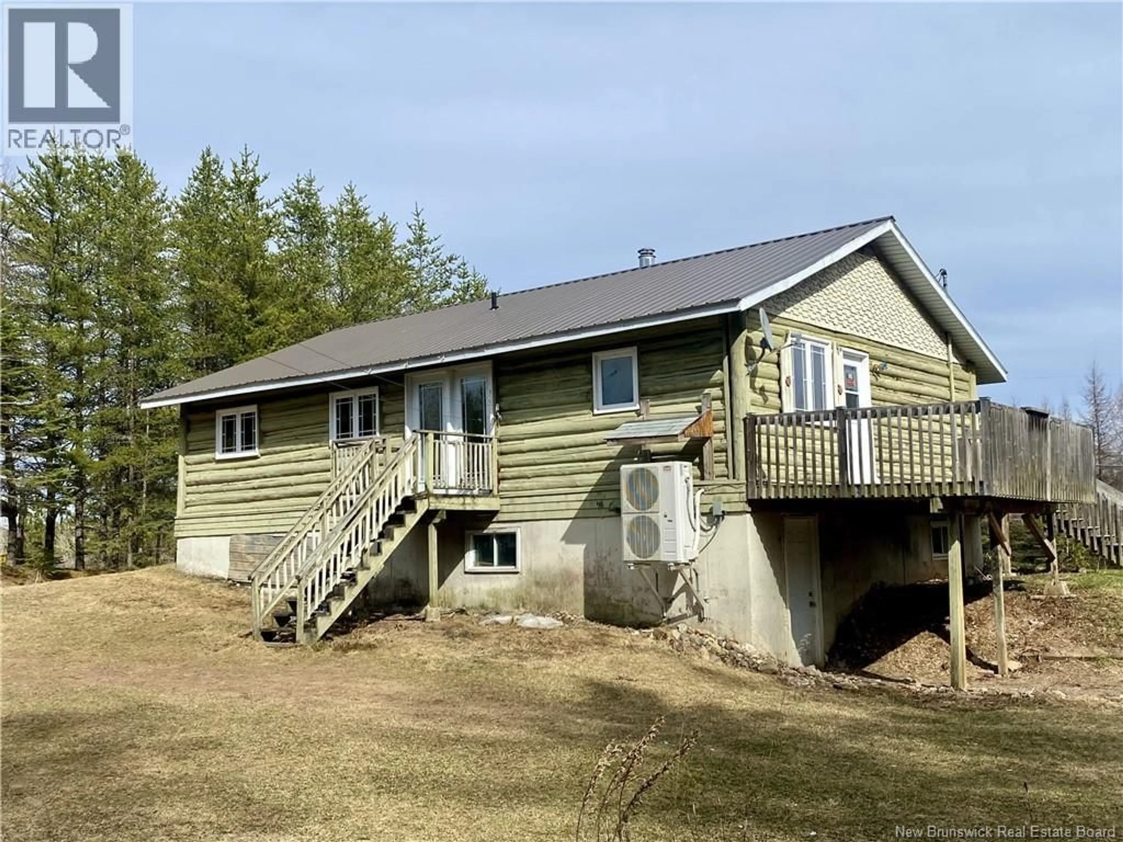 A pic from outside/outdoor area/front of a property/back of a property/a pic from drone, building for 107 ROUTE 385, Weaver New Brunswick E7G3N1