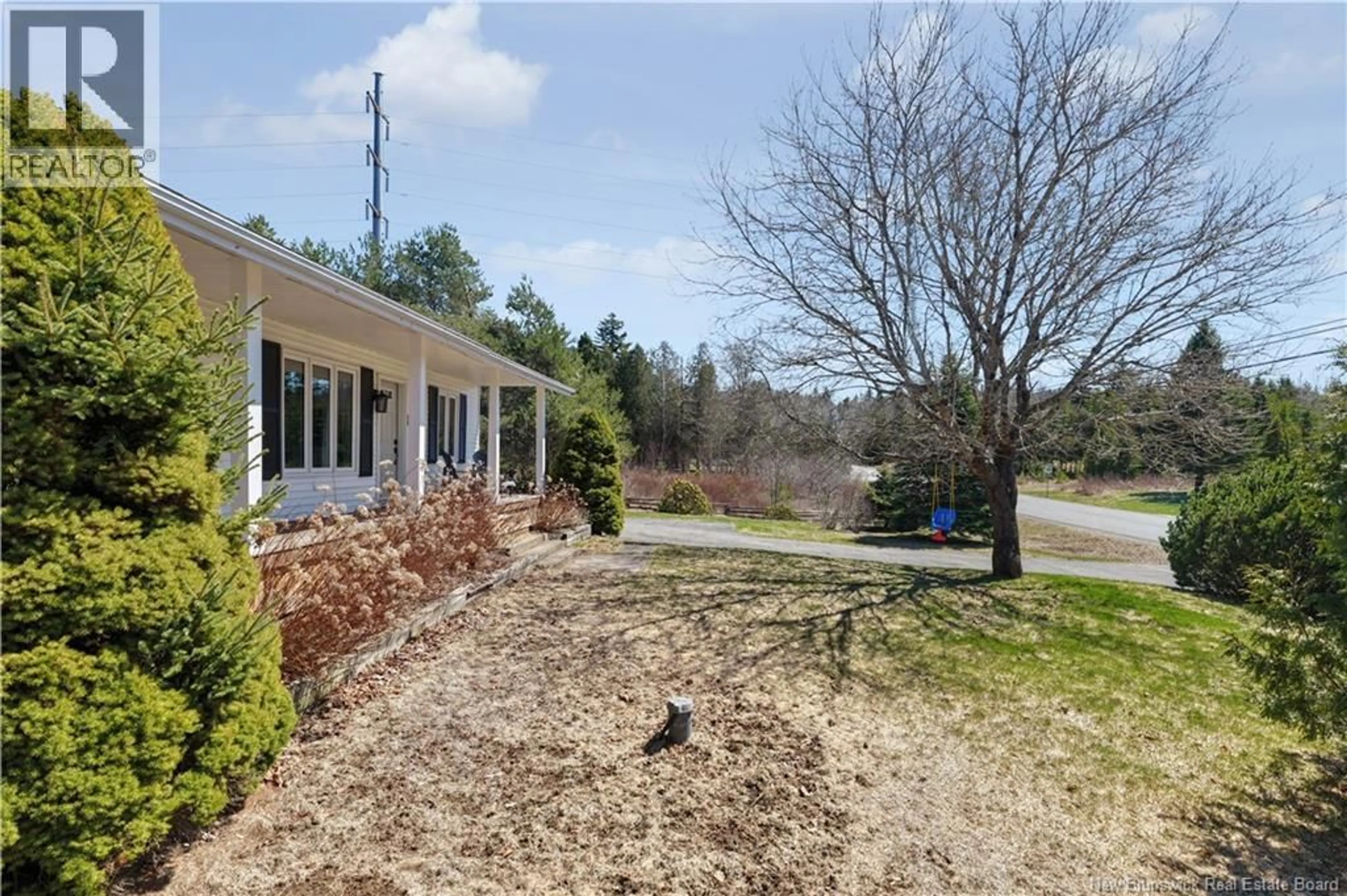 A pic from outside/outdoor area/front of a property/back of a property/a pic from drone, unknown for 14 ANNA AVENUE, Rothesay New Brunswick E5S1A3