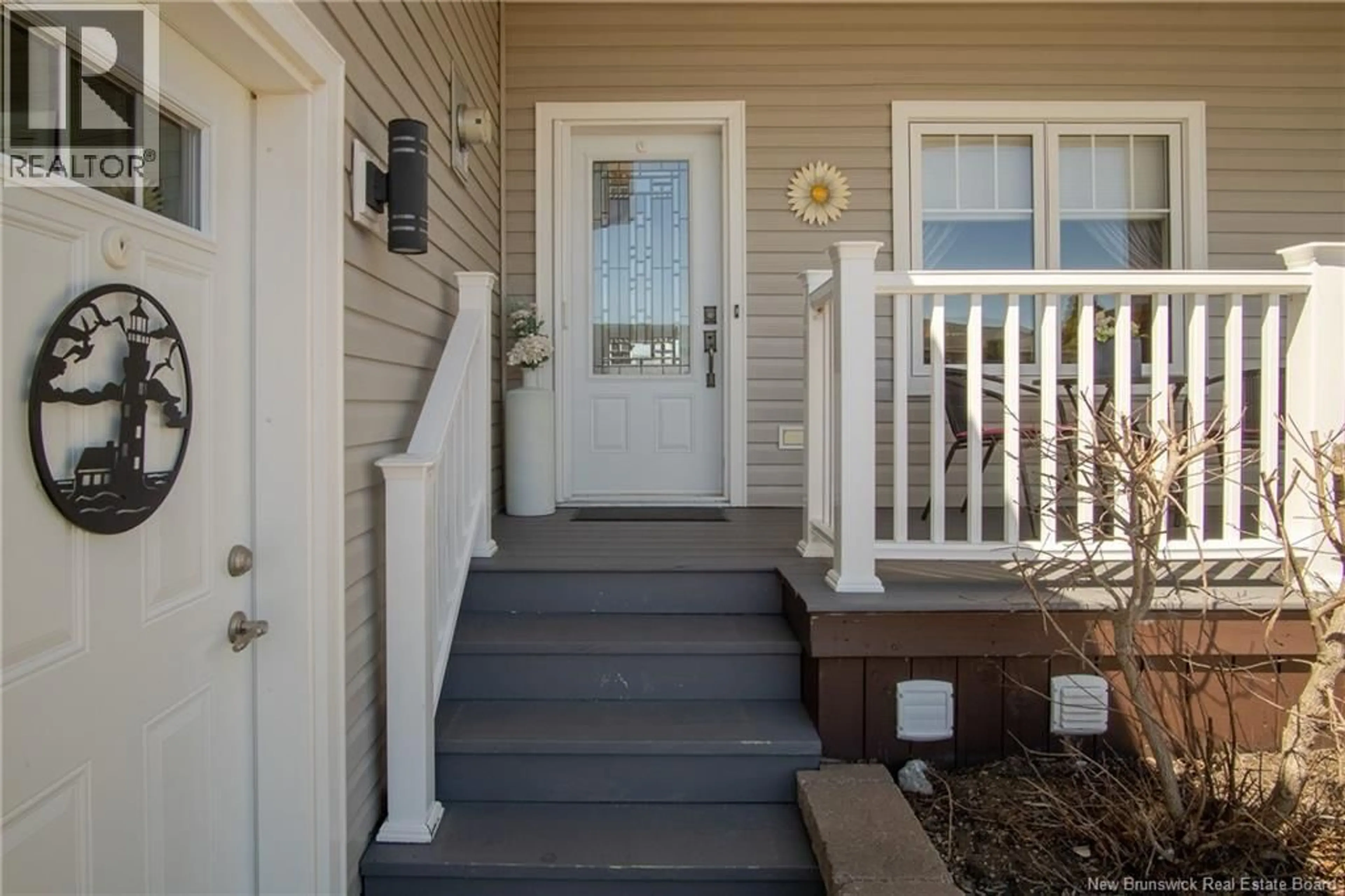 Indoor entryway for 11 HITACHI CRESCENT, Saint John New Brunswick E2M0G5