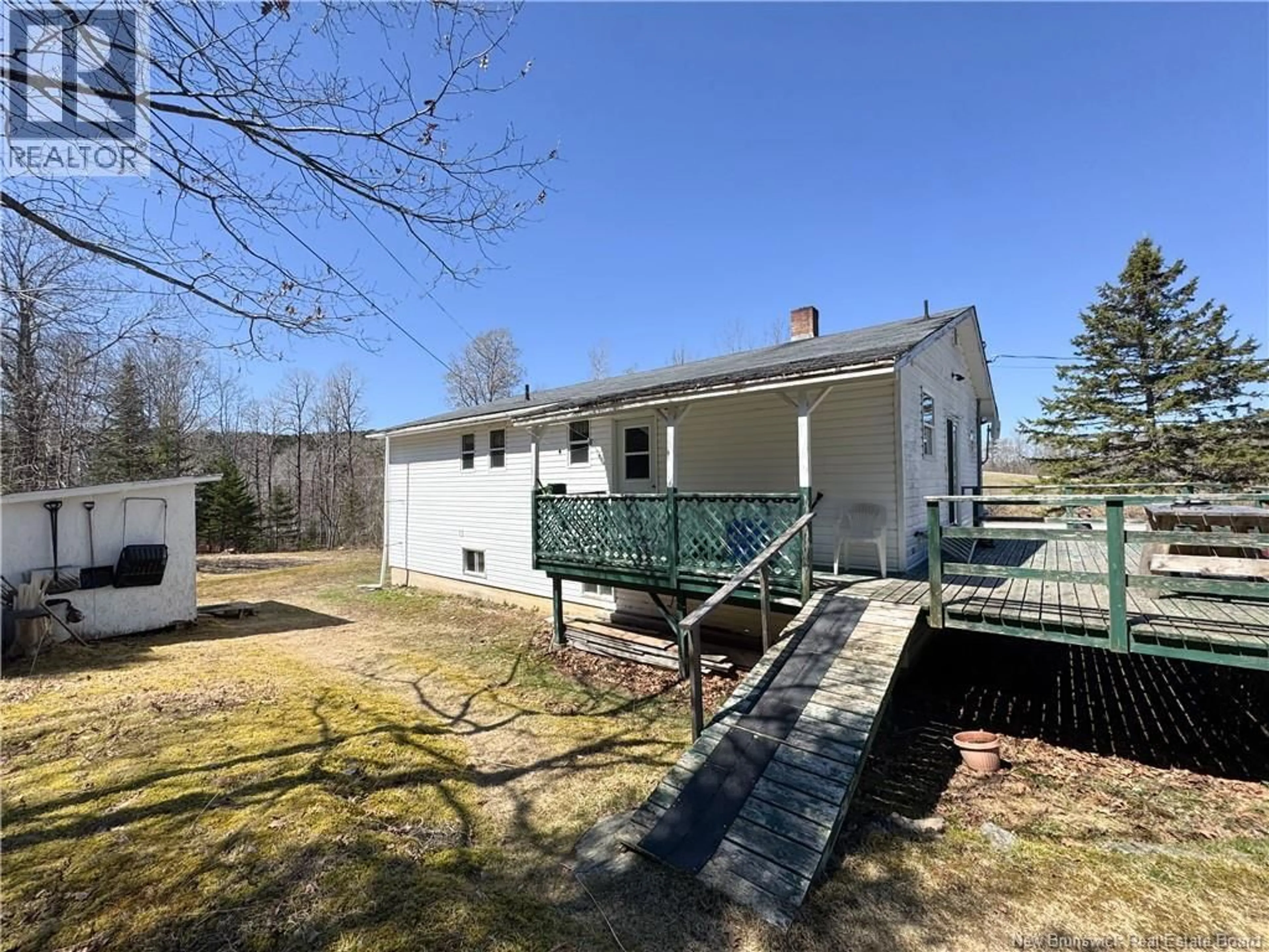 A pic from outside/outdoor area/front of a property/back of a property/a pic from drone, unknown for 2055 ROUTE 845, Summerville New Brunswick E2S1H9