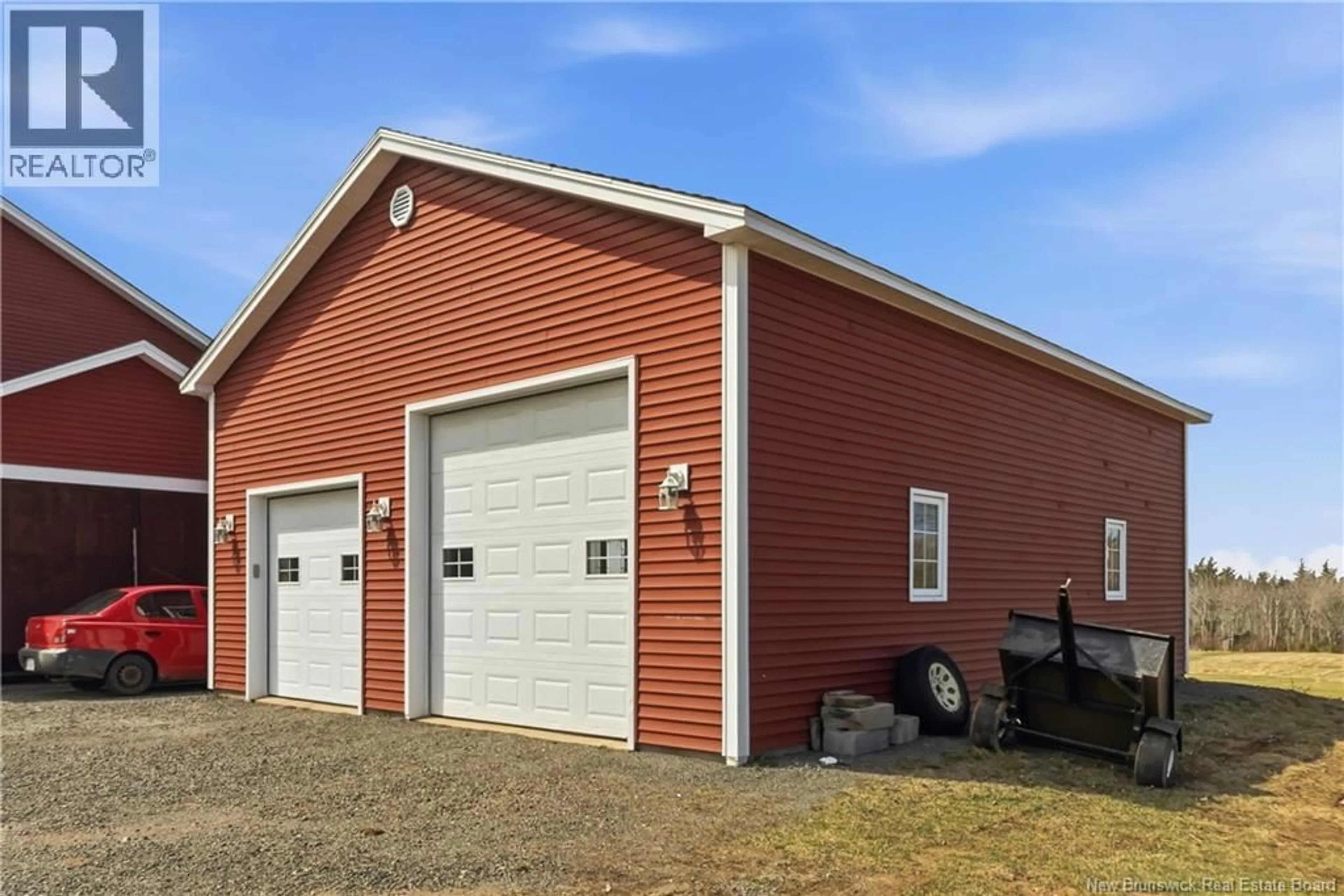 Indoor garage for 599 TRAFALGAR, Indian Mountain New Brunswick E1G3K4