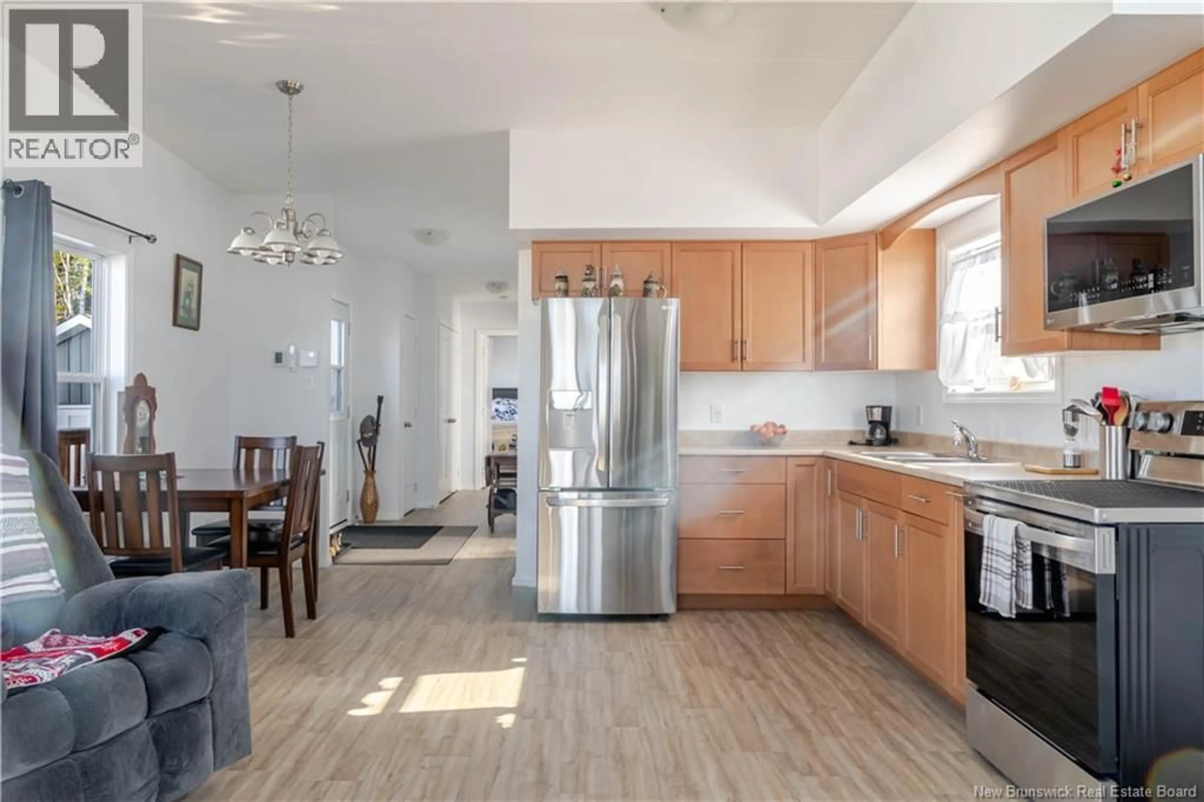 Open concept kitchen, unknown for 38 FEARNELEY STREET, Nashwaaksis New Brunswick E3G0A8