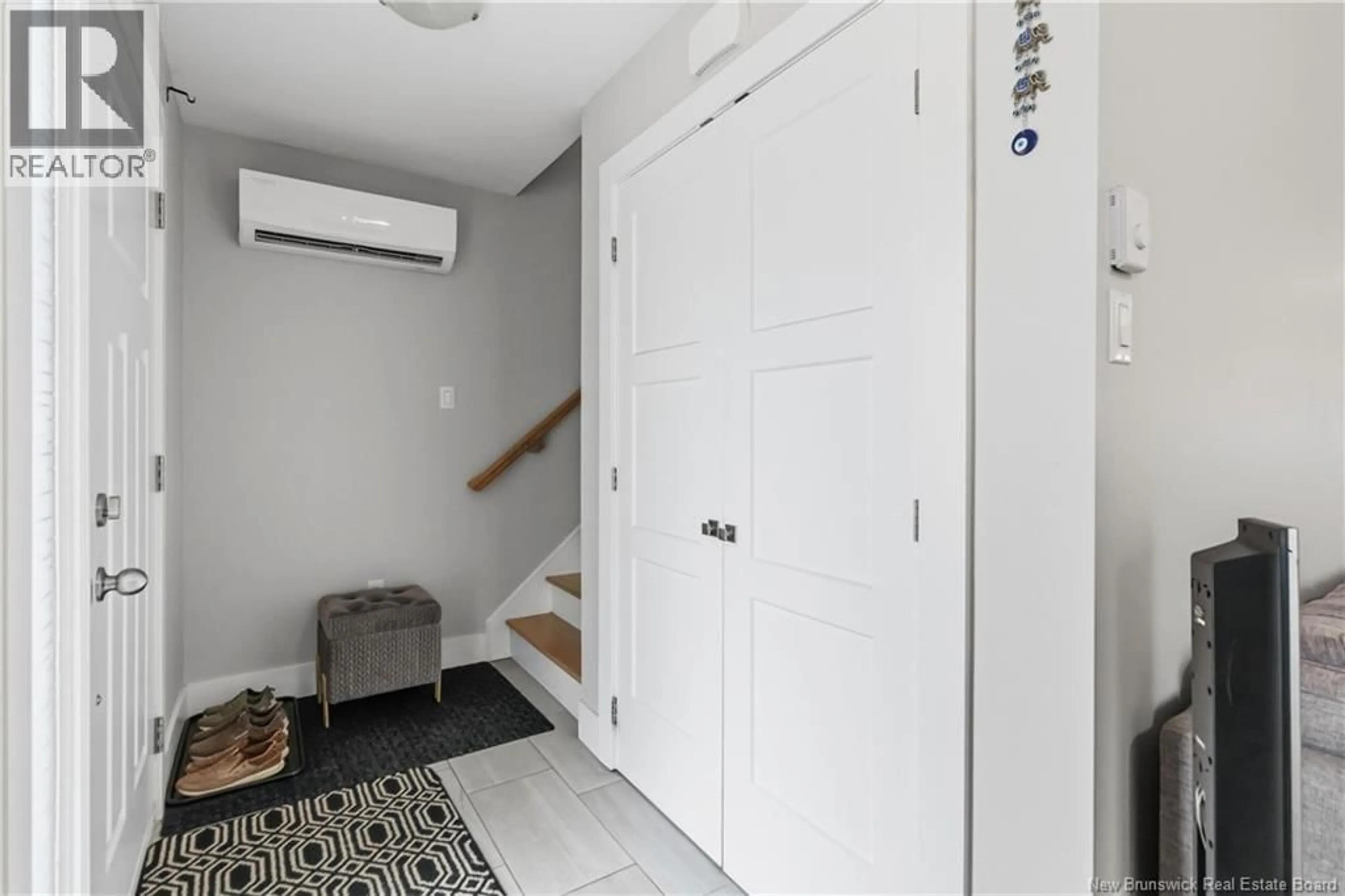 Indoor entryway for 48 BROOKLYN STREET, Moncton New Brunswick E1A7E8