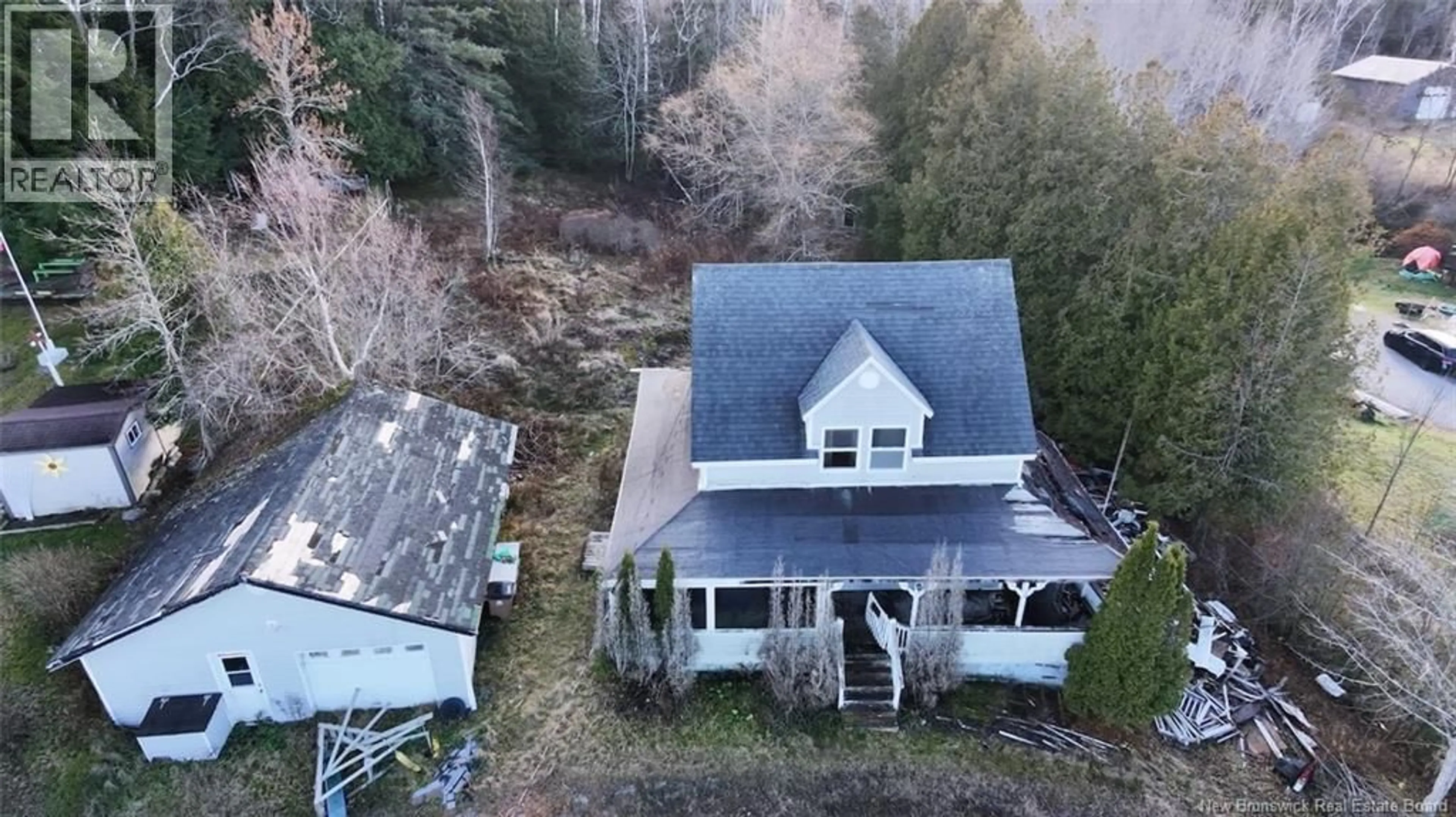 A pic from outside/outdoor area/front of a property/back of a property/a pic from drone, building for 2879 WESTFIELD ROAD, Saint John New Brunswick E2M6S6