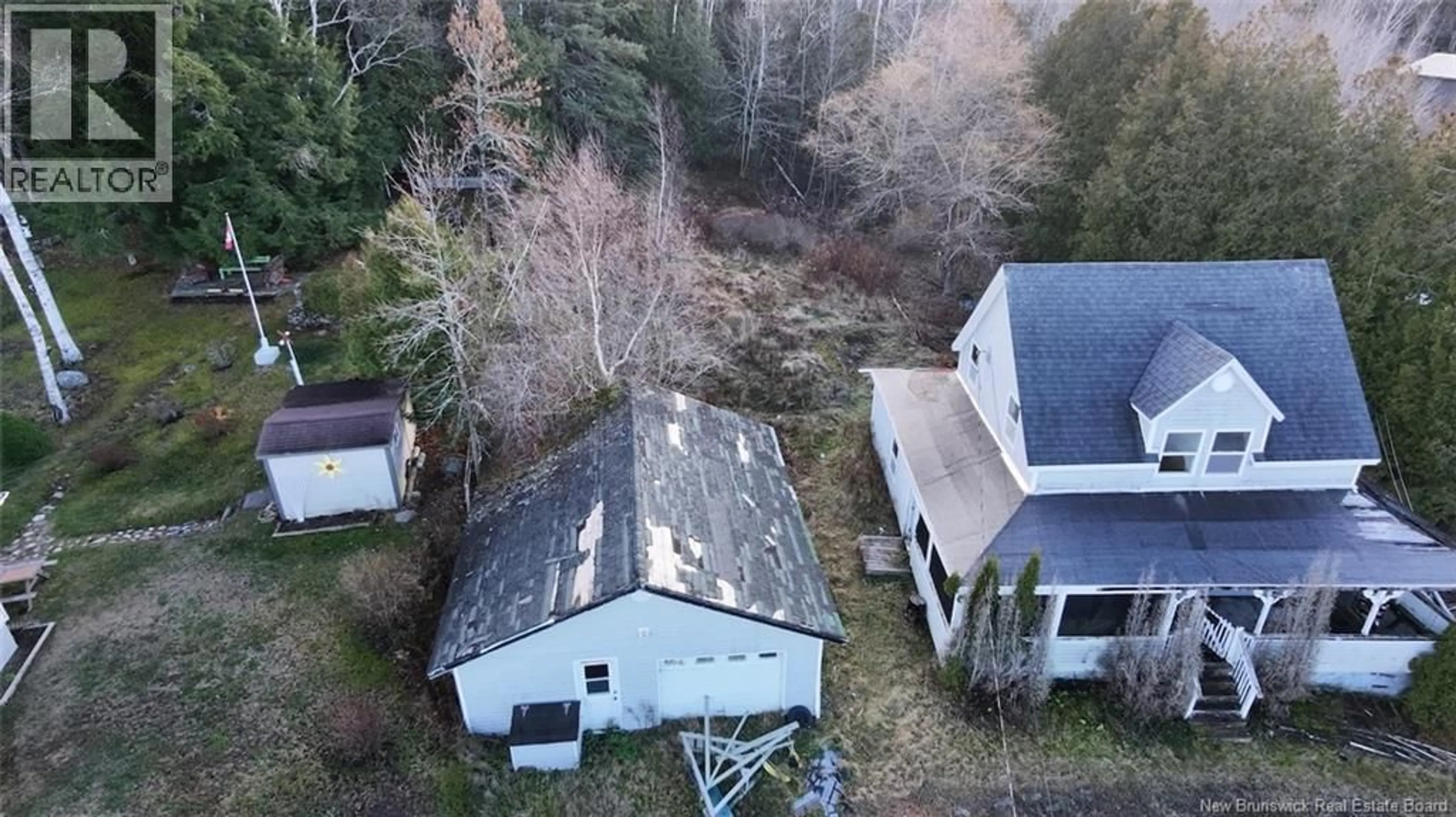 A pic from outside/outdoor area/front of a property/back of a property/a pic from drone, building for 2879 WESTFIELD ROAD, Saint John New Brunswick E2M6S6
