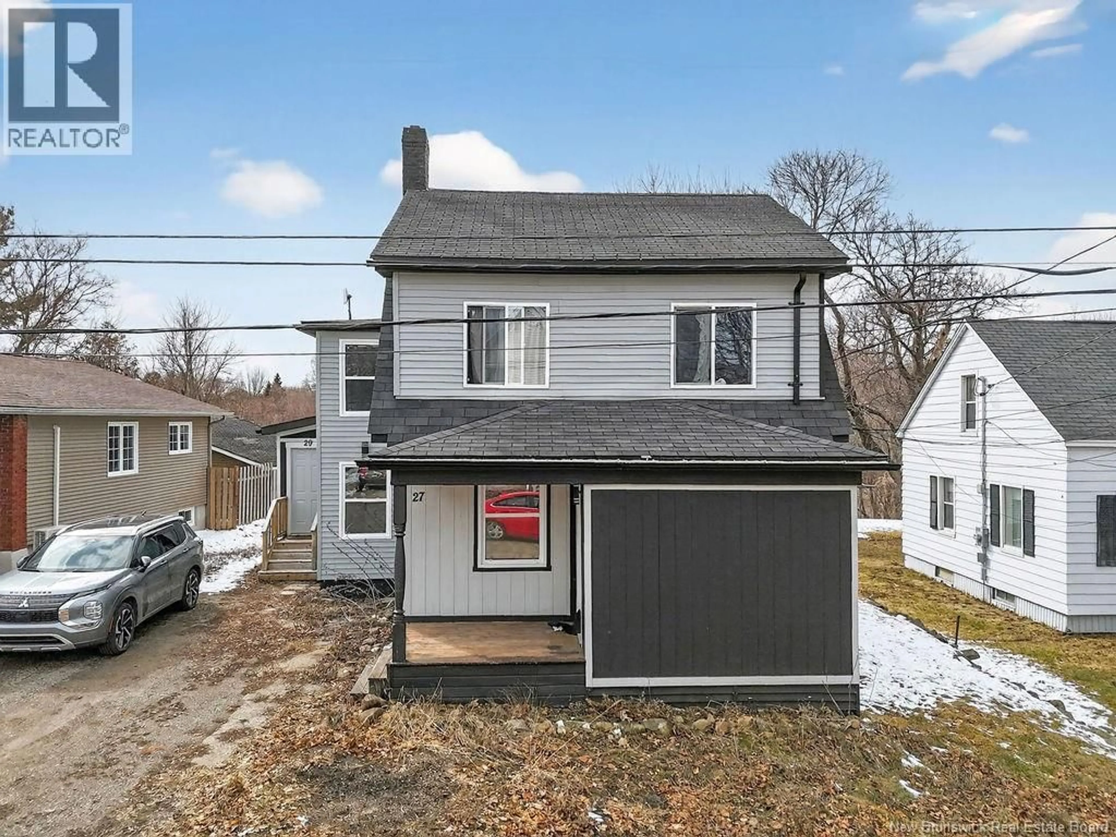 A pic from outside/outdoor area/front of a property/back of a property/a pic from drone, street for 27-29 GLOUCESTER STREET, Moncton New Brunswick E1A4E7