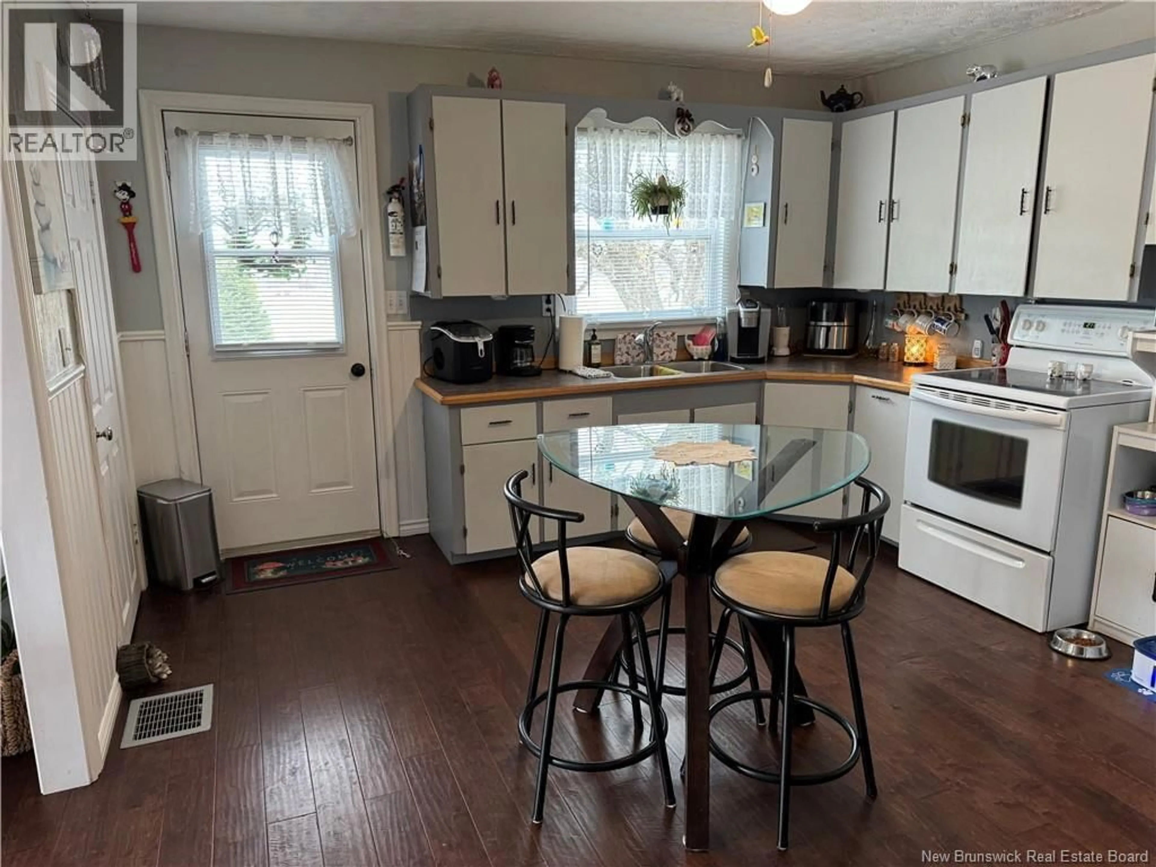 Open concept kitchen, unknown for 740 CENTRAL STREET, Centreville New Brunswick E7K2M5