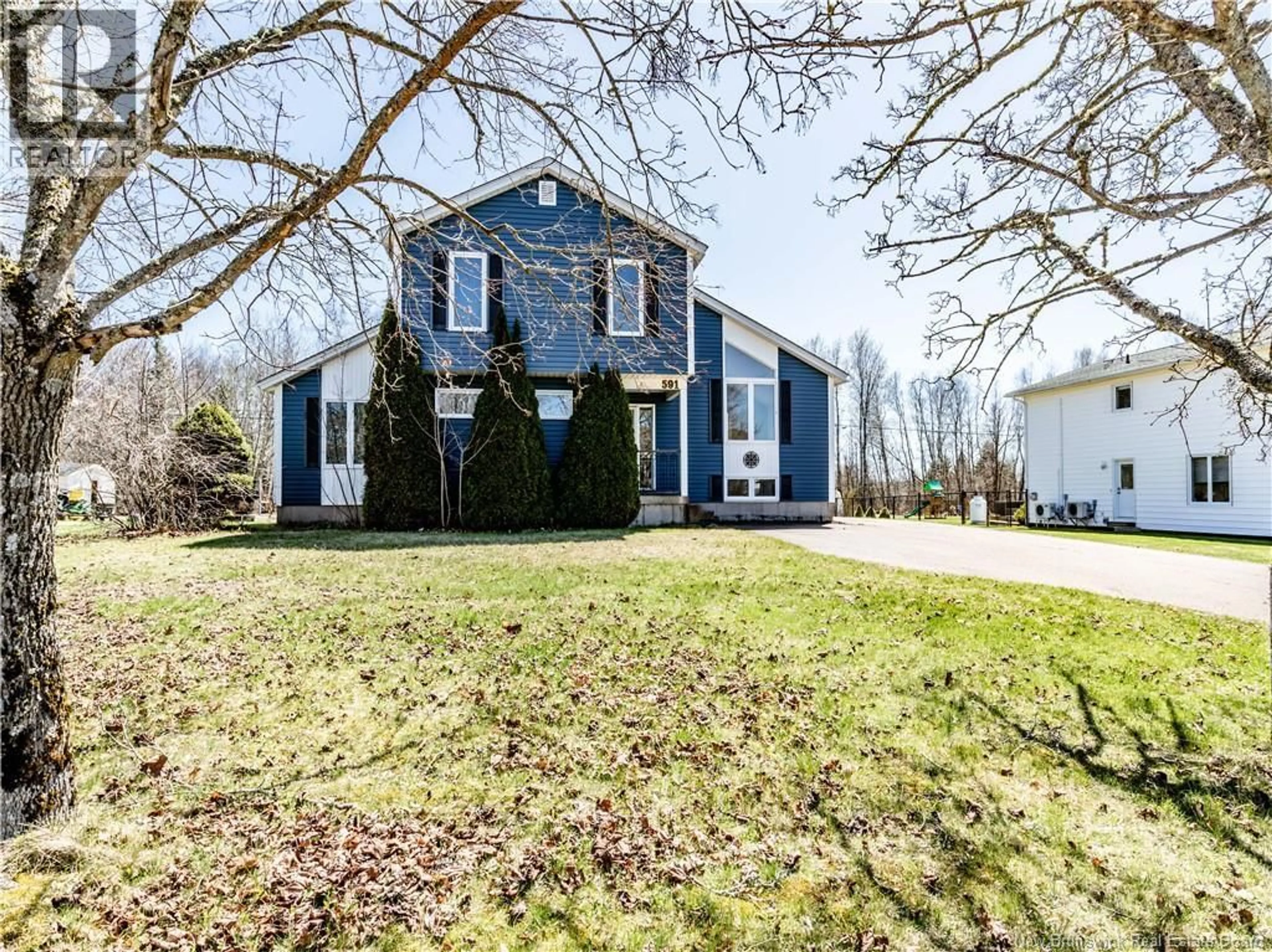 Home with vinyl exterior material, street for 591 LAFLEUR, Dieppe New Brunswick E1A6A3