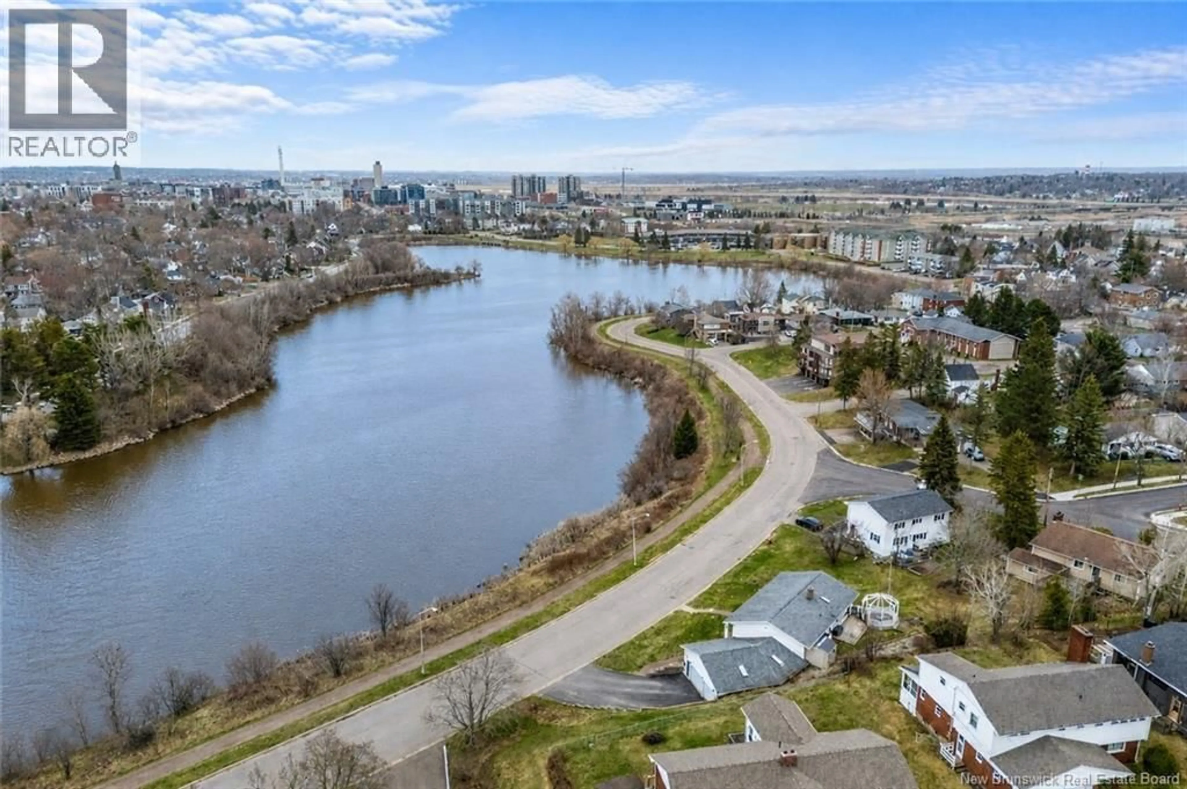 A pic from outside/outdoor area/front of a property/back of a property/a pic from drone, water/lake/river/ocean view for 216 WESTMOUNT BOULEVARD, Moncton New Brunswick E1E1V4