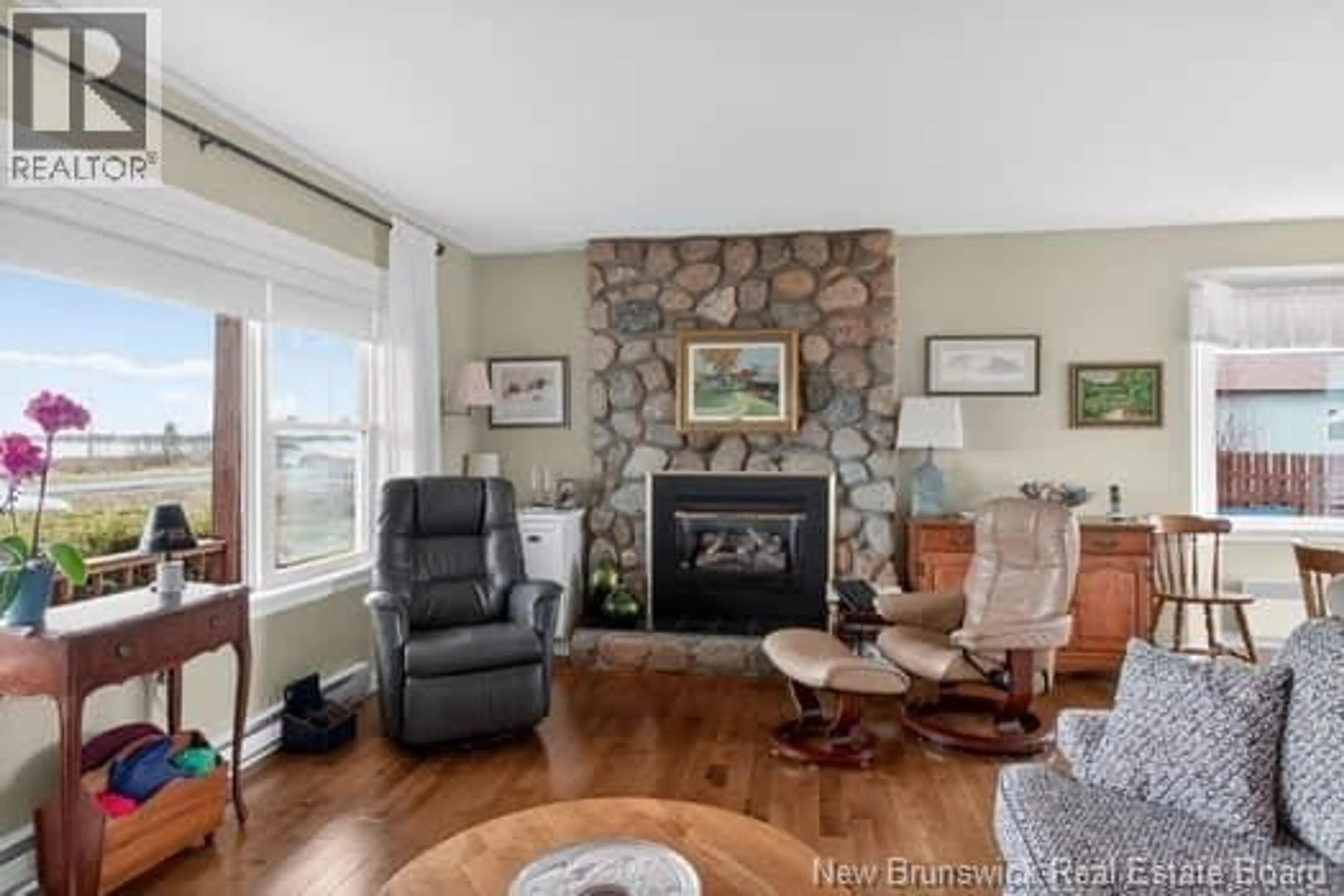 Living room with furniture, unknown for 713 ROUTE 475, Bouctouche Bay New Brunswick E4S4P1