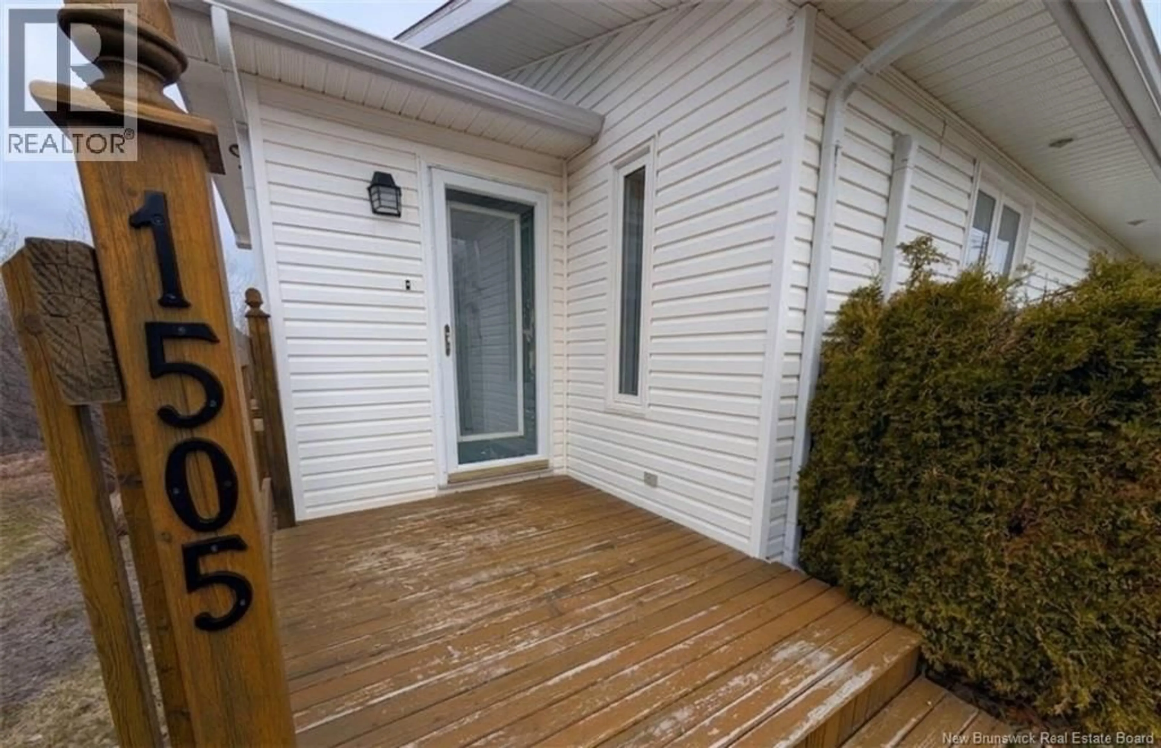 Unknown for 1505-1515 BRIDGE STREET, Bathurst New Brunswick E2A5W7