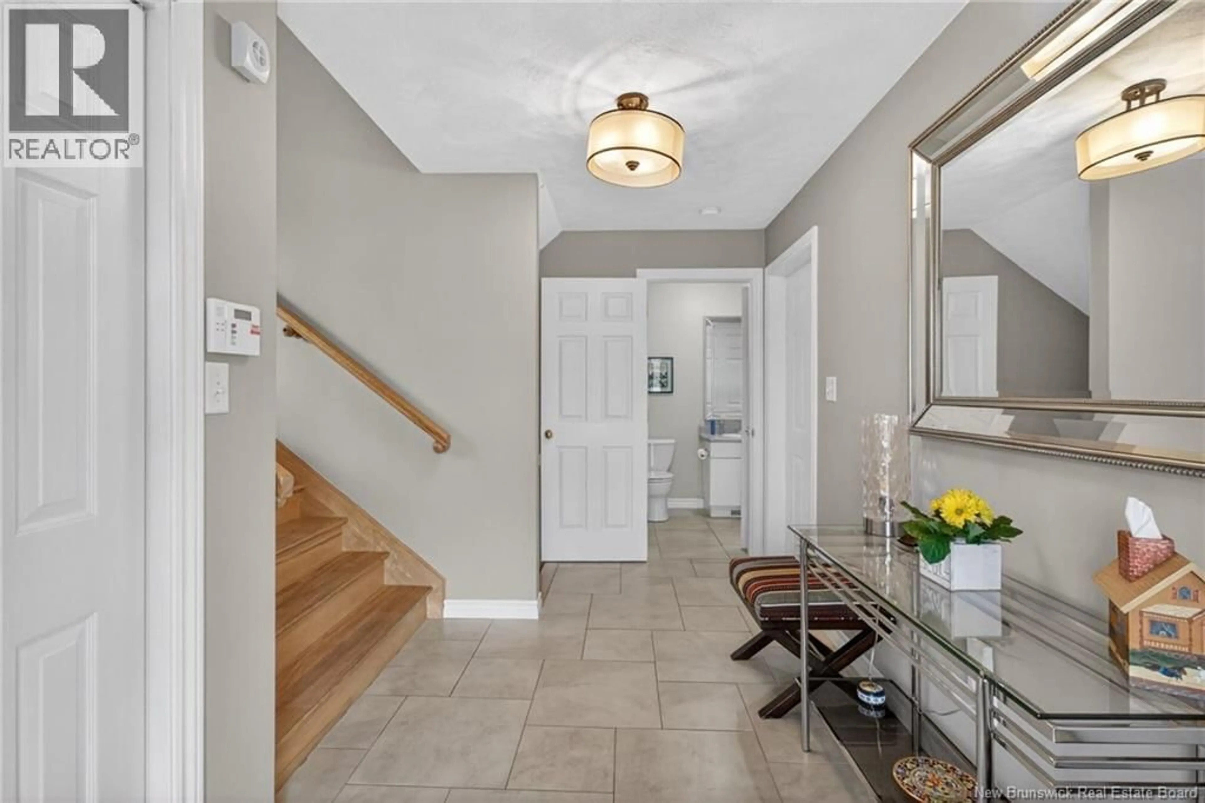Indoor entryway for 184 CANUSA DRIVE, Riverview New Brunswick E1B4R2
