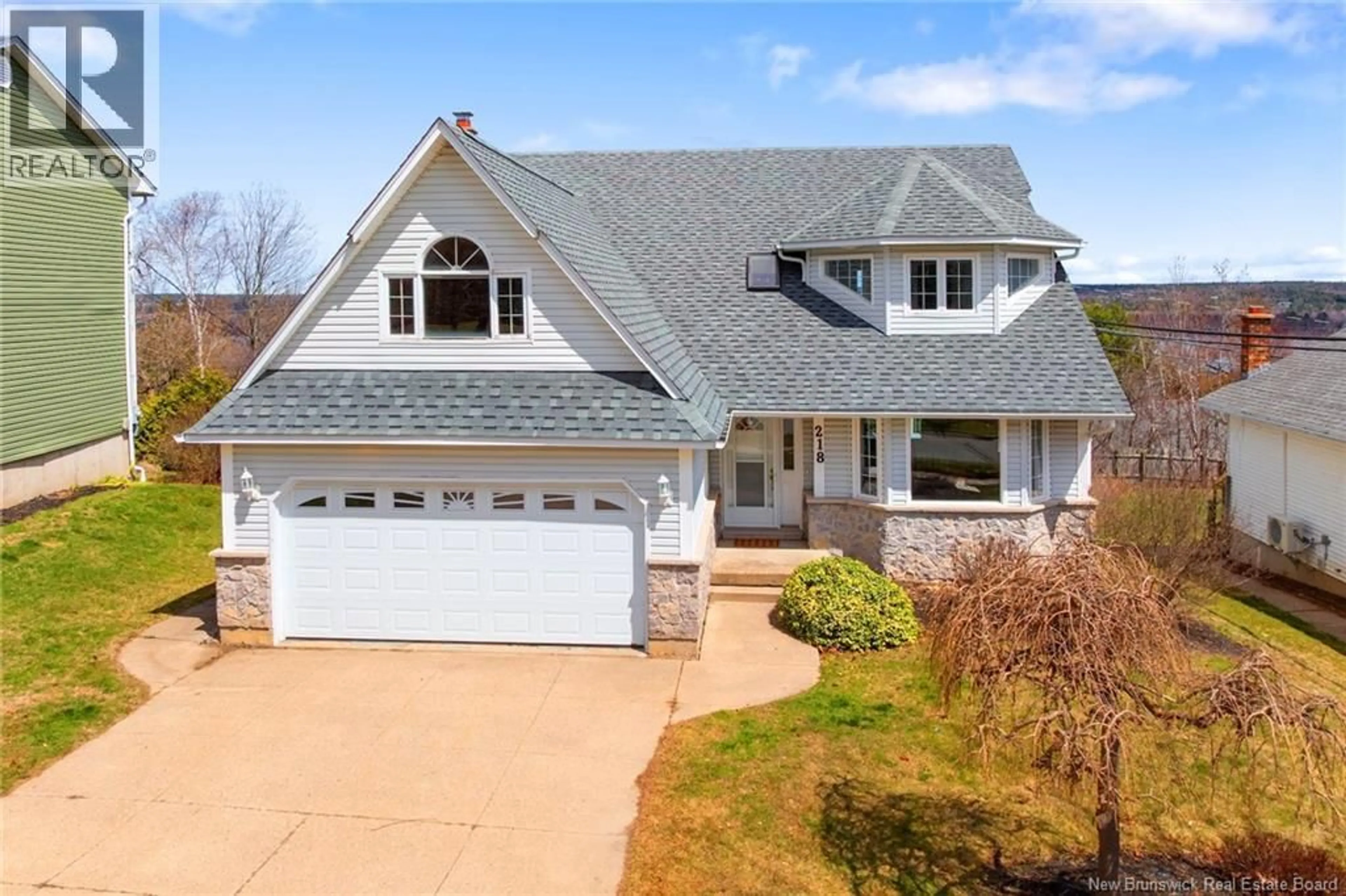 Home with vinyl exterior material, water/lake/river/ocean view for 218 HEARNE STREET, Fredericton New Brunswick E3B6M7