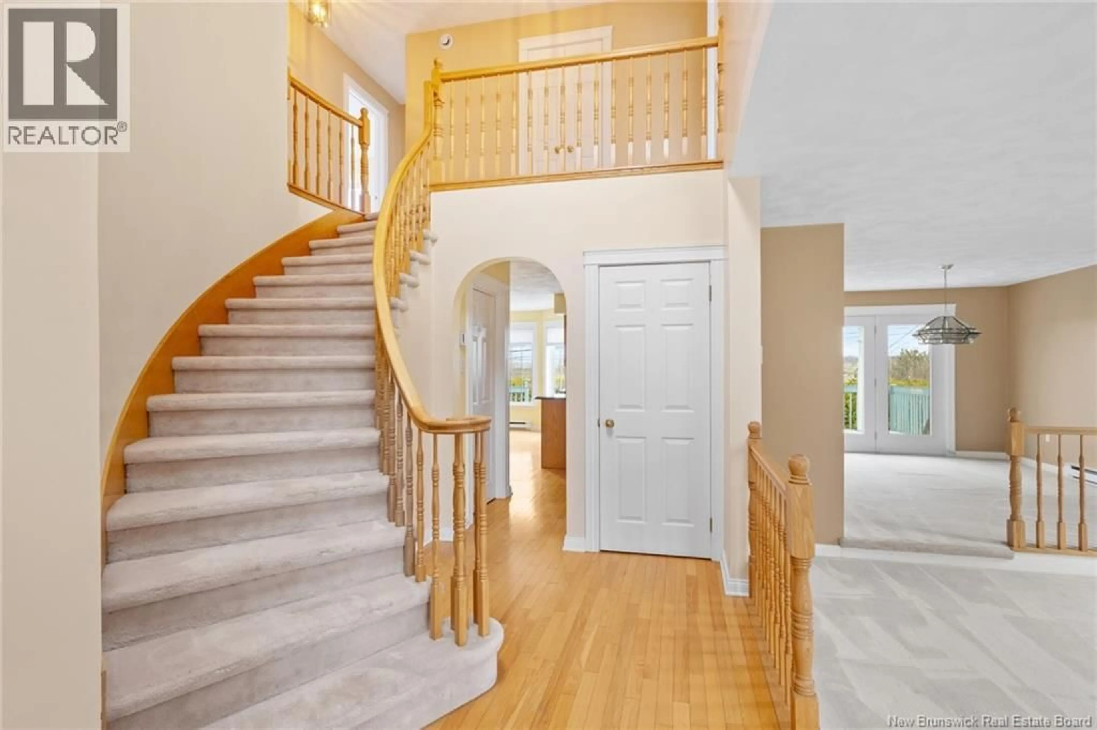 Indoor foyer for 218 HEARNE STREET, Fredericton New Brunswick E3B6M7
