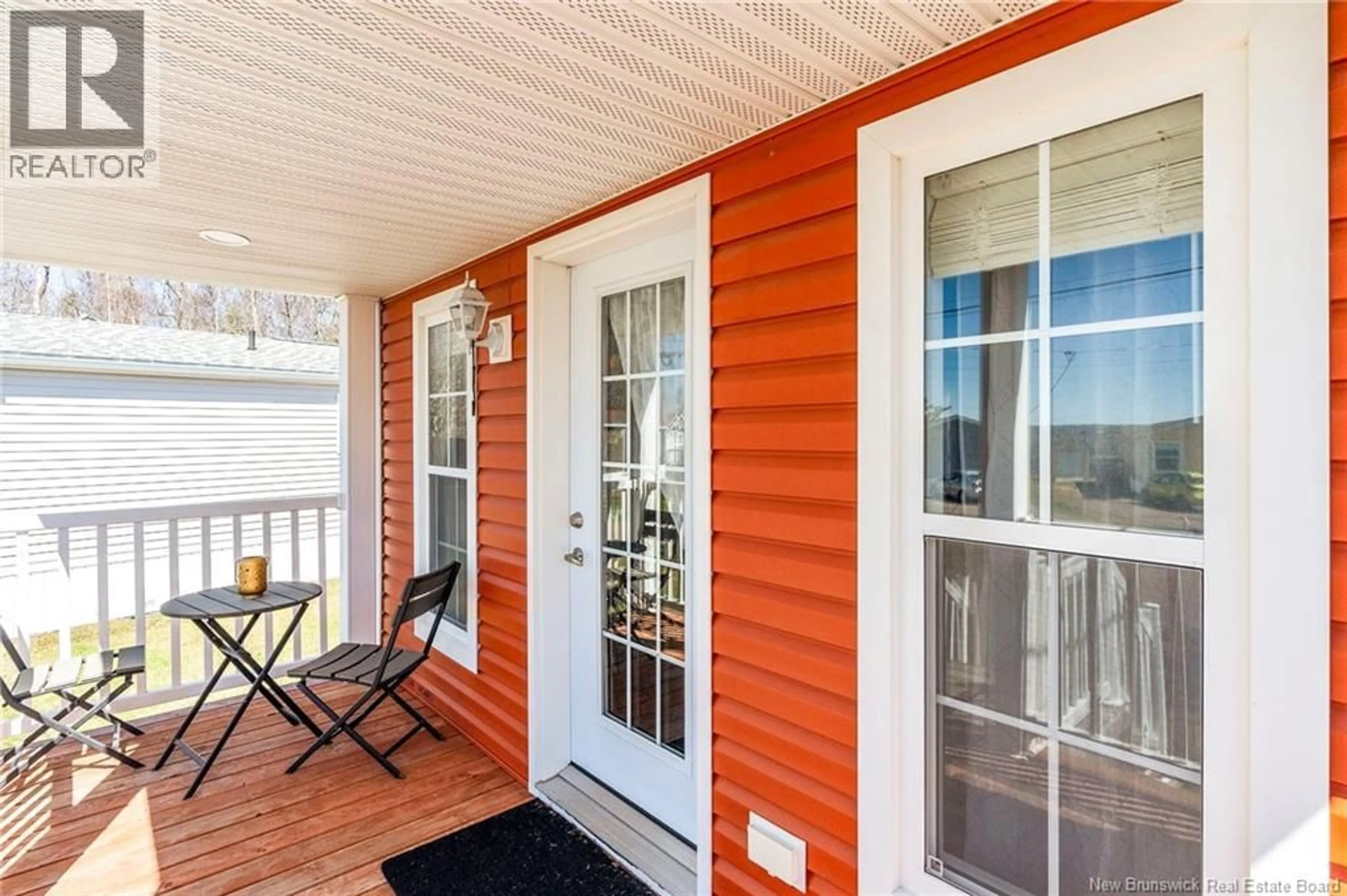 Patio, water/lake/river/ocean view for 15 TELEX, Dieppe New Brunswick E1A7X6