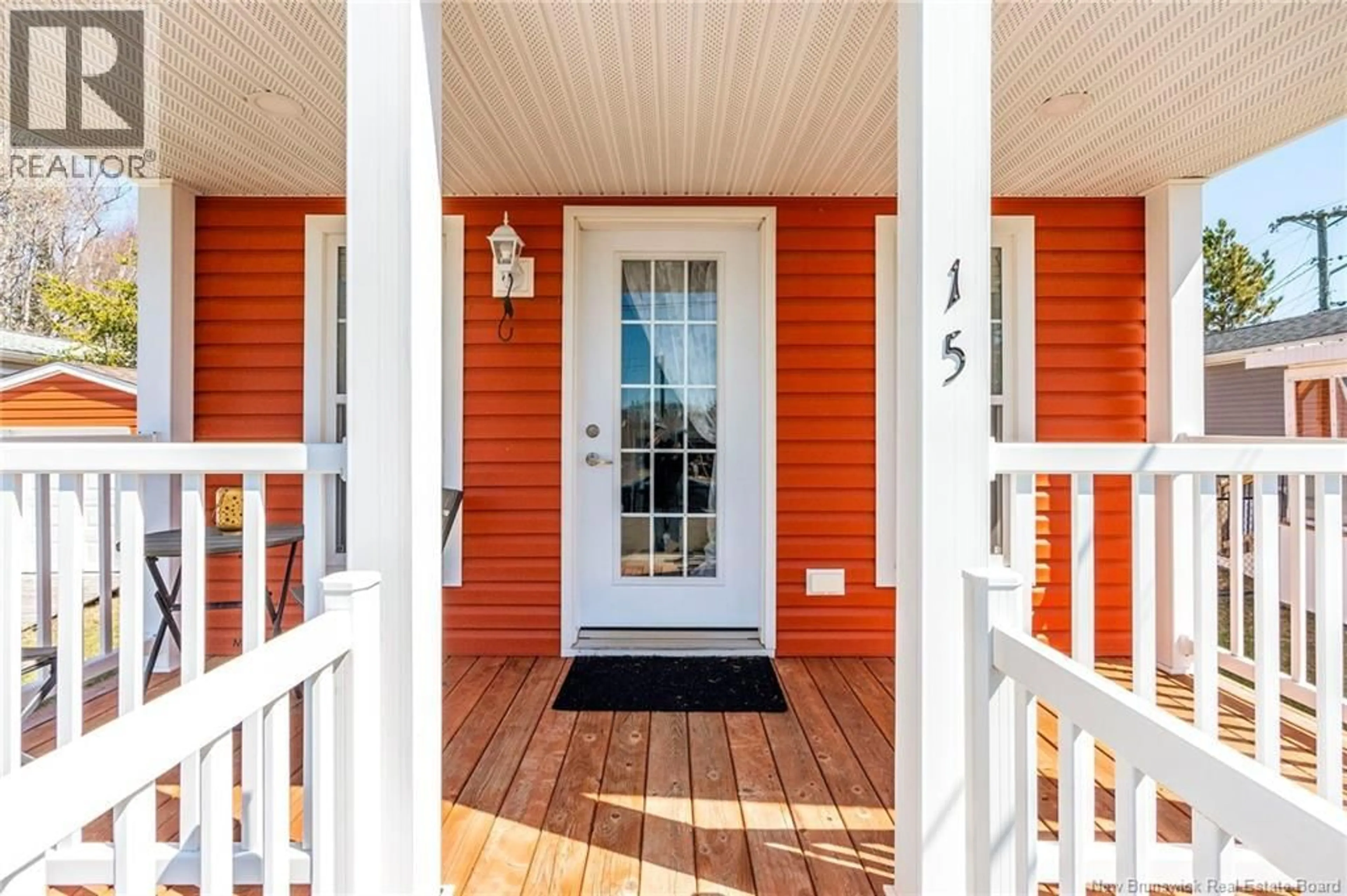 Indoor entryway for 15 TELEX, Dieppe New Brunswick E1A7X6