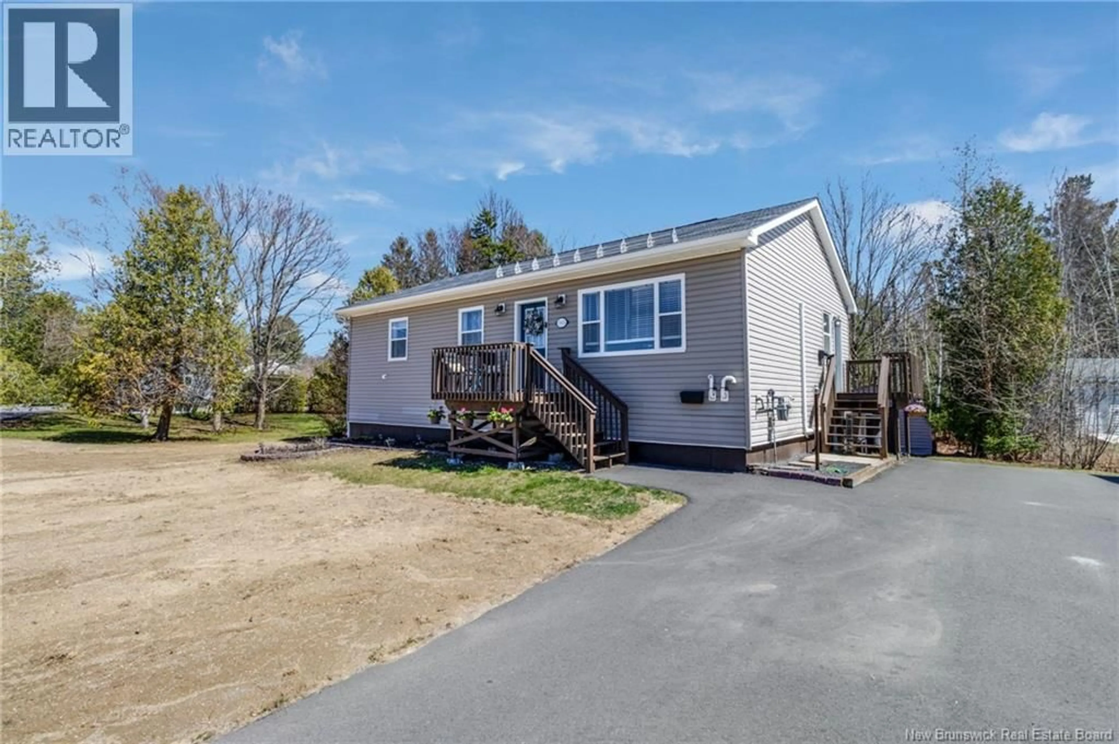 Home with vinyl exterior material, street for 563 SCOULLAR STREET, Oromocto New Brunswick E2V1H3