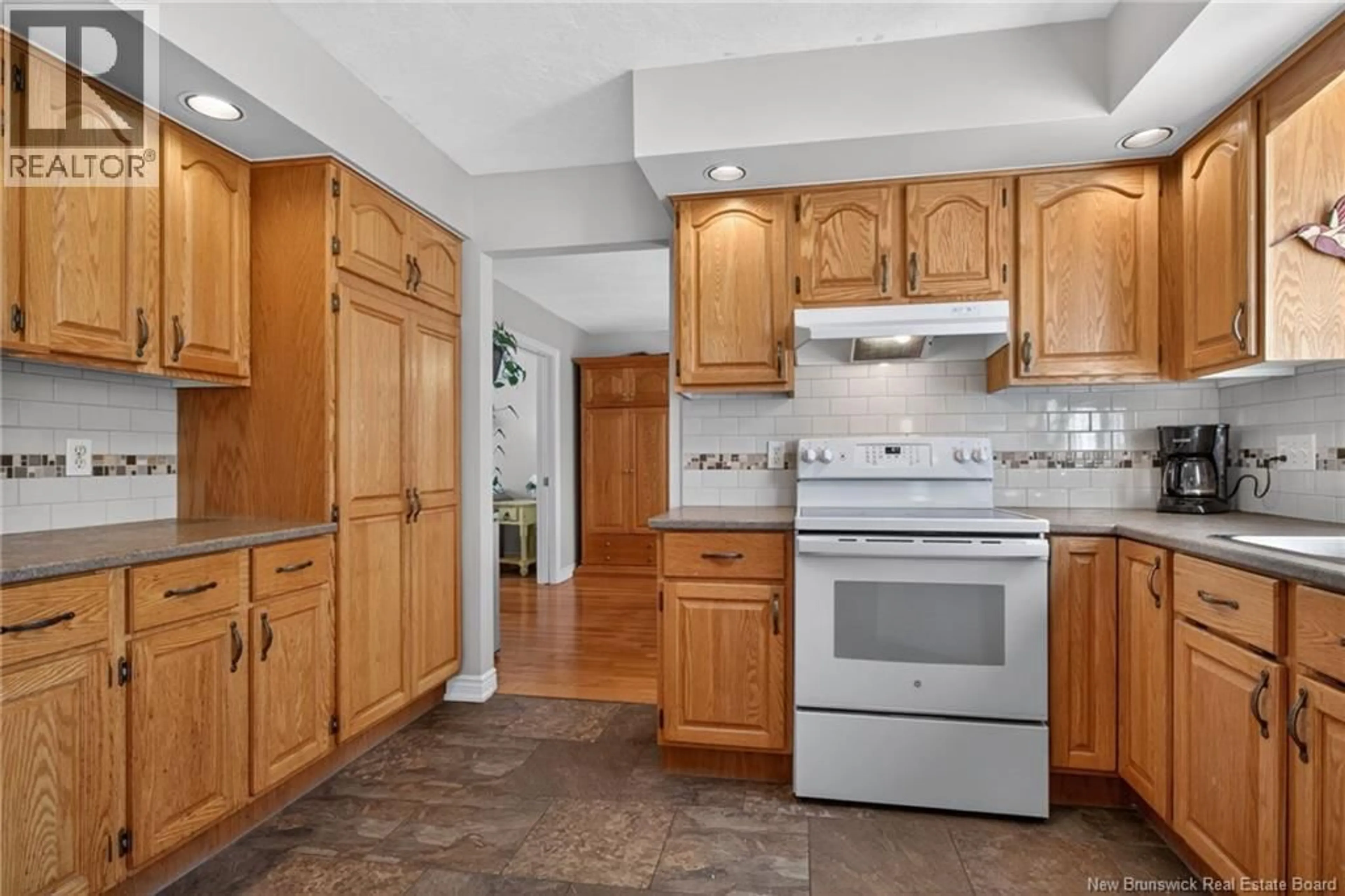 Standard kitchen, ceramic/tile floor for 170 CRESTWOOD DRIVE, Moncton New Brunswick E1C9P1