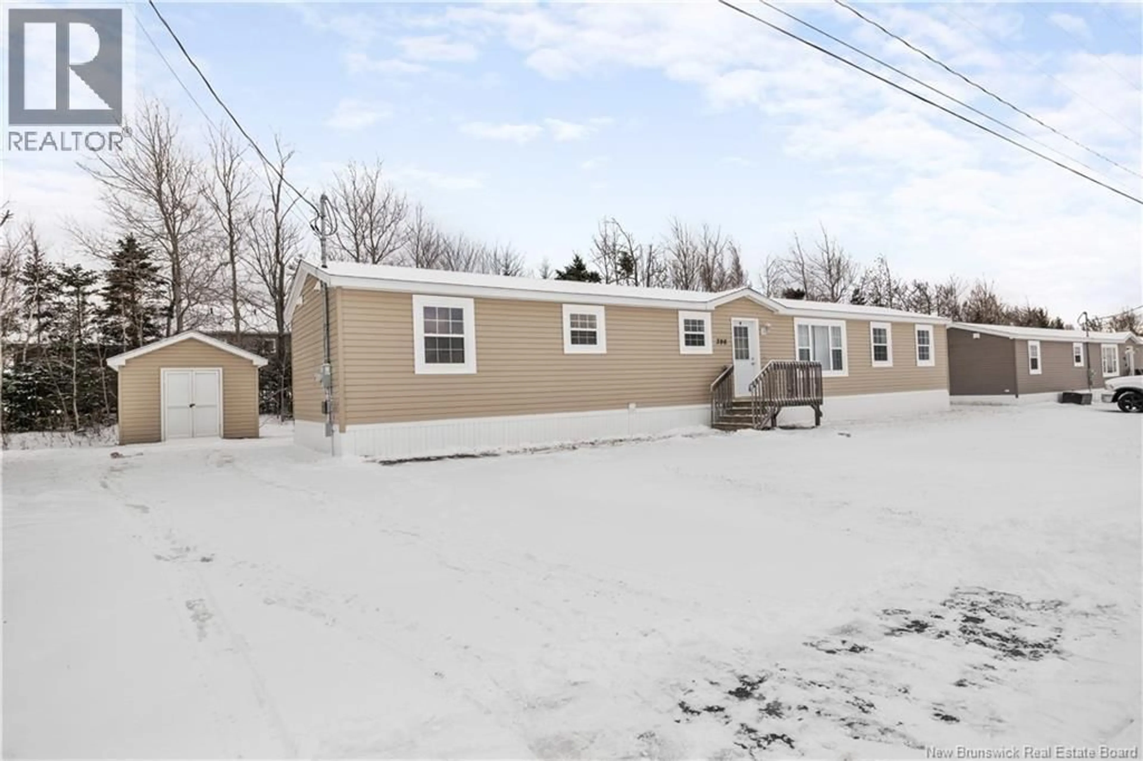 Patio, street for 396 NEPISIGUIT DRIVE, Dieppe New Brunswick E1A0P6