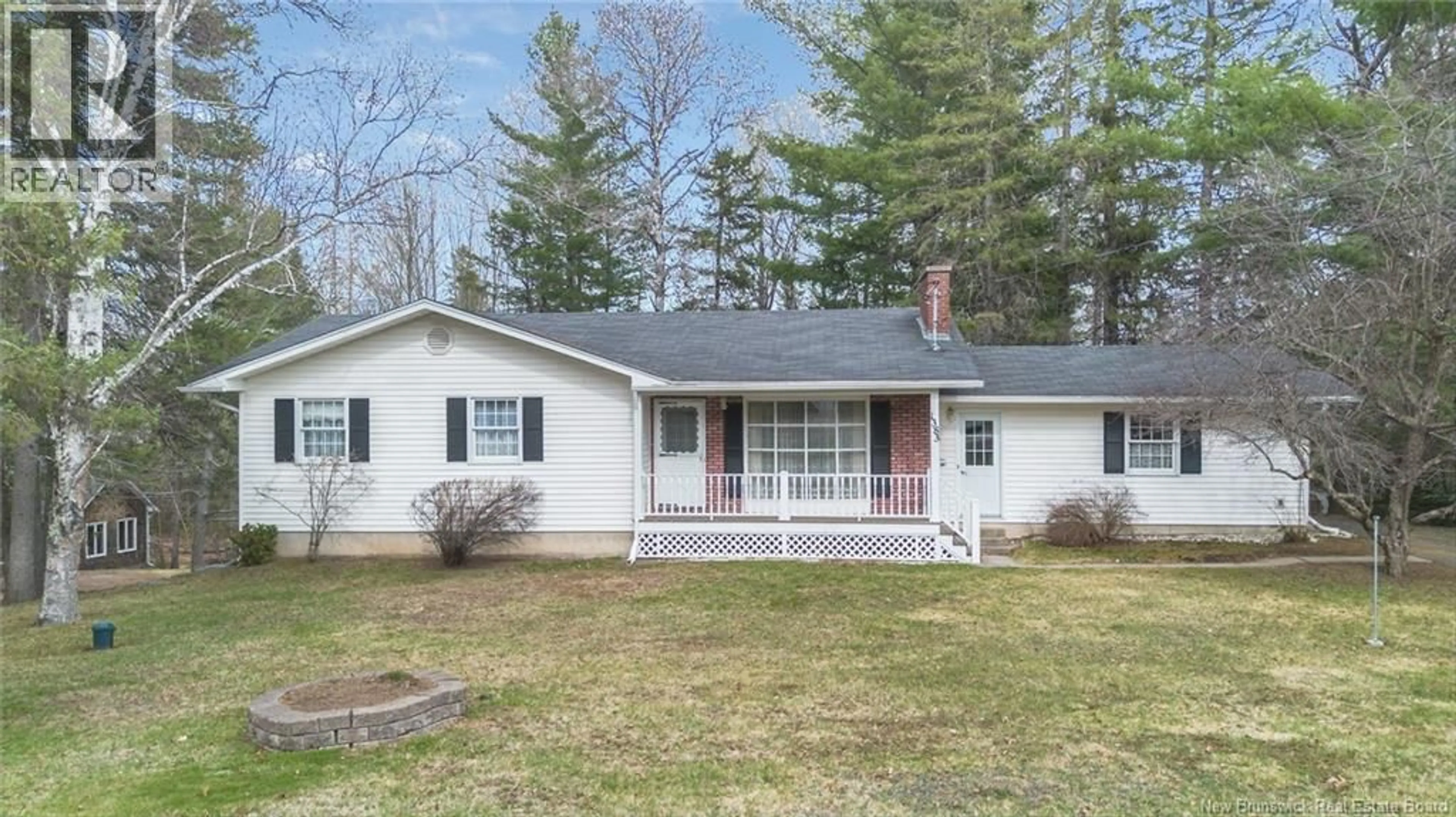 Home with vinyl exterior material, street for 1383 ROUTE 101, Nasonworth New Brunswick E3C2C9