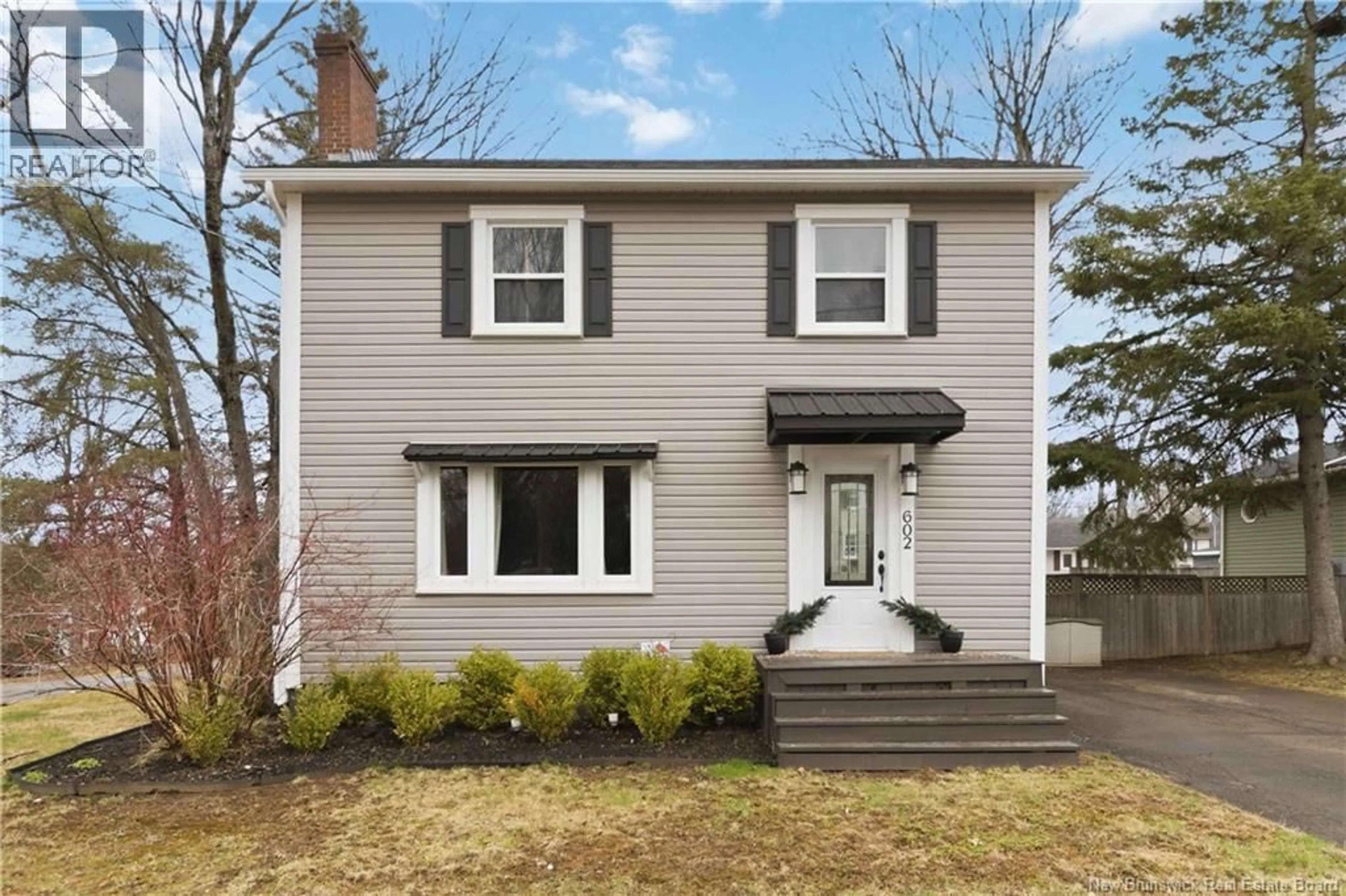 Home with vinyl exterior material, street for 602 MONTGOMERY AVENUE, Riverview New Brunswick E1B2A3