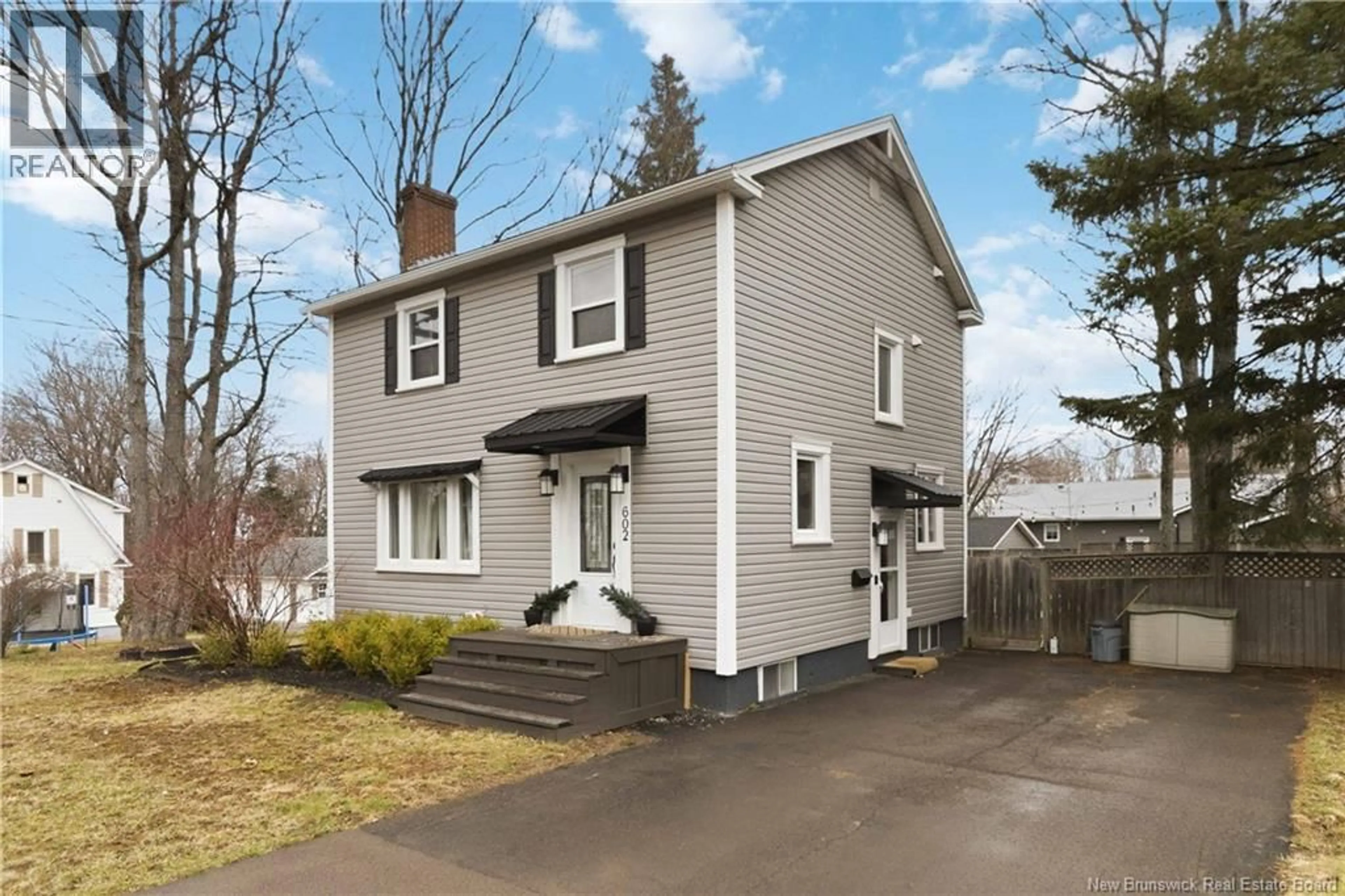 Home with vinyl exterior material, street for 602 MONTGOMERY AVENUE, Riverview New Brunswick E1B2A3