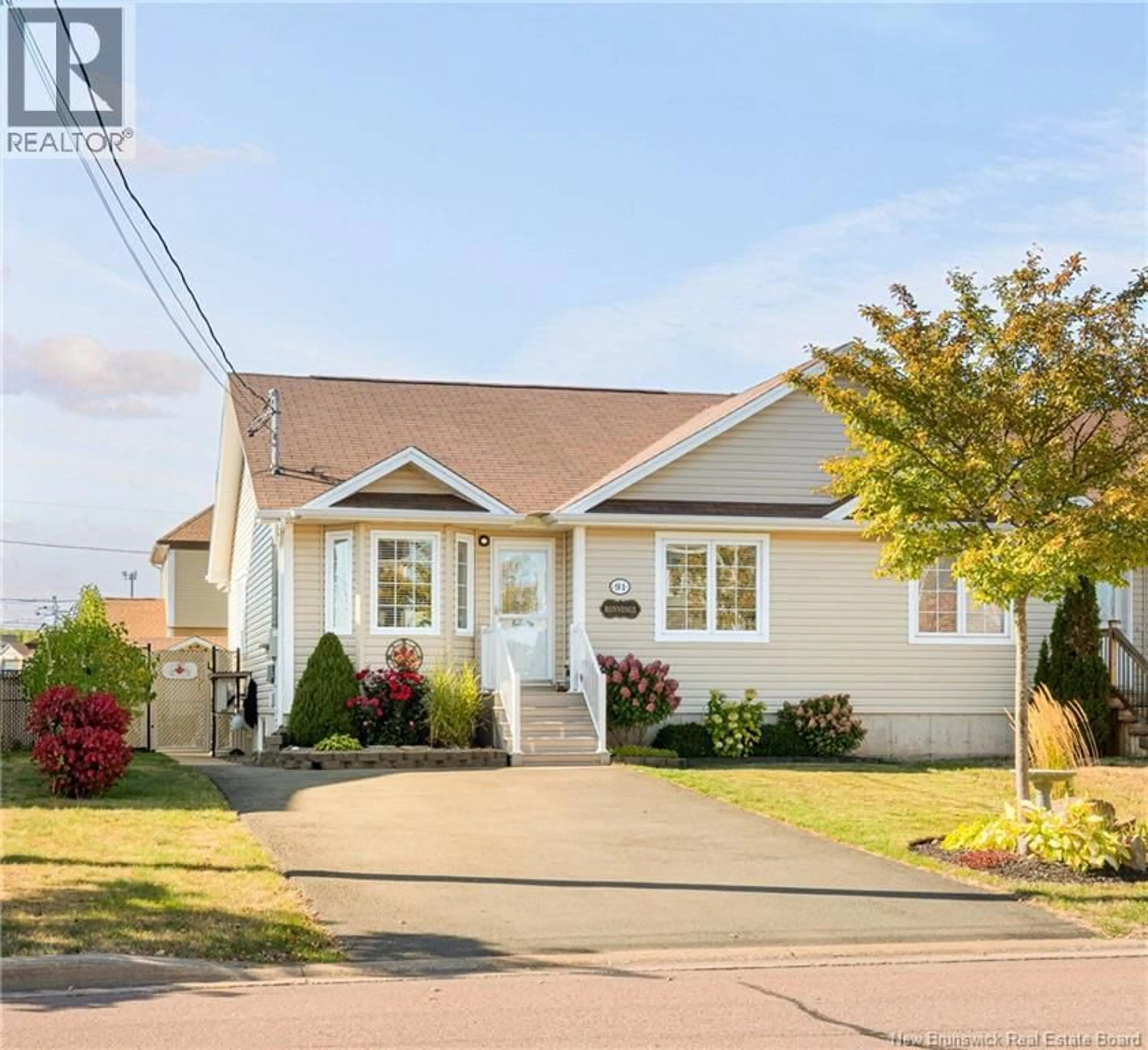 Home with vinyl exterior material, street for 91 HARMONY, Riverview New Brunswick E1B0M9