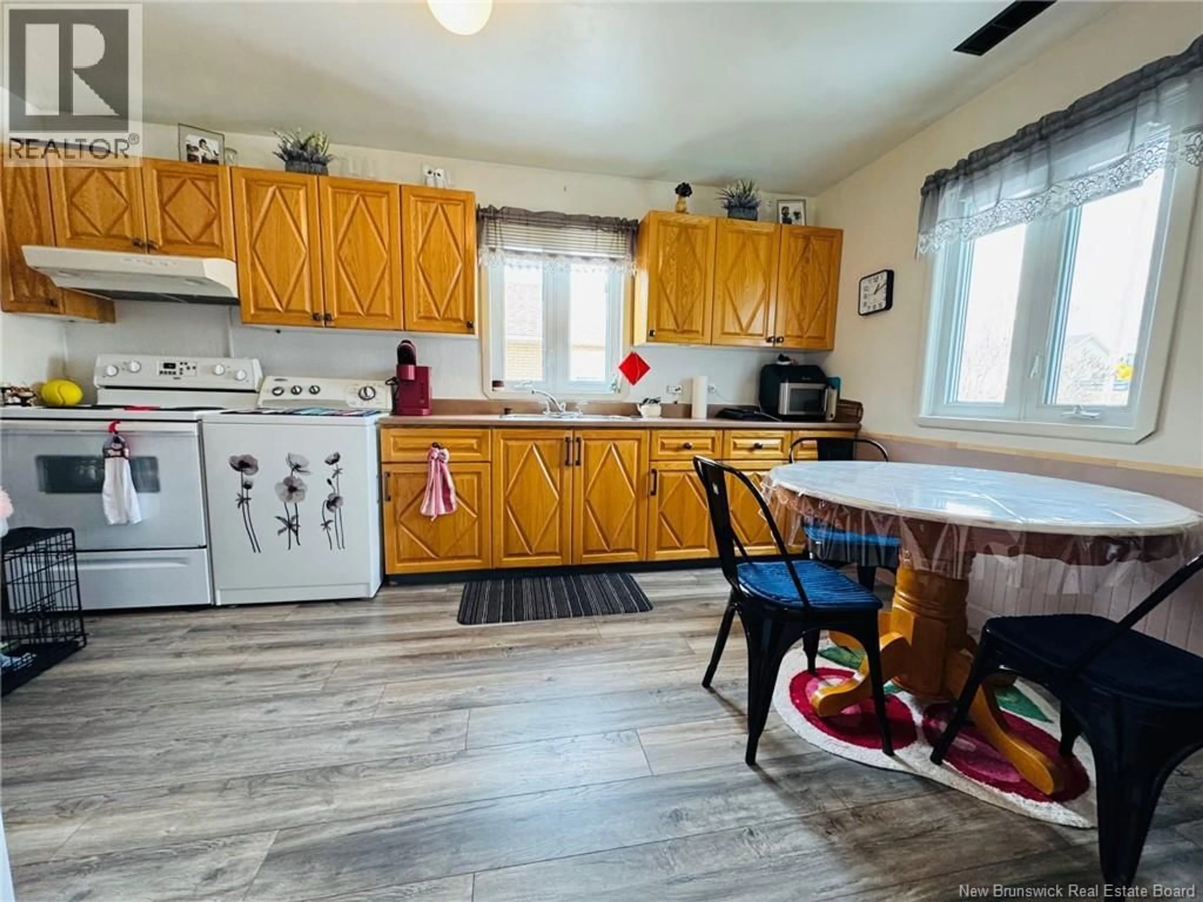 Standard kitchen, unknown for 305 PRINCESS STREET, Dalhousie New Brunswick E8C2E7