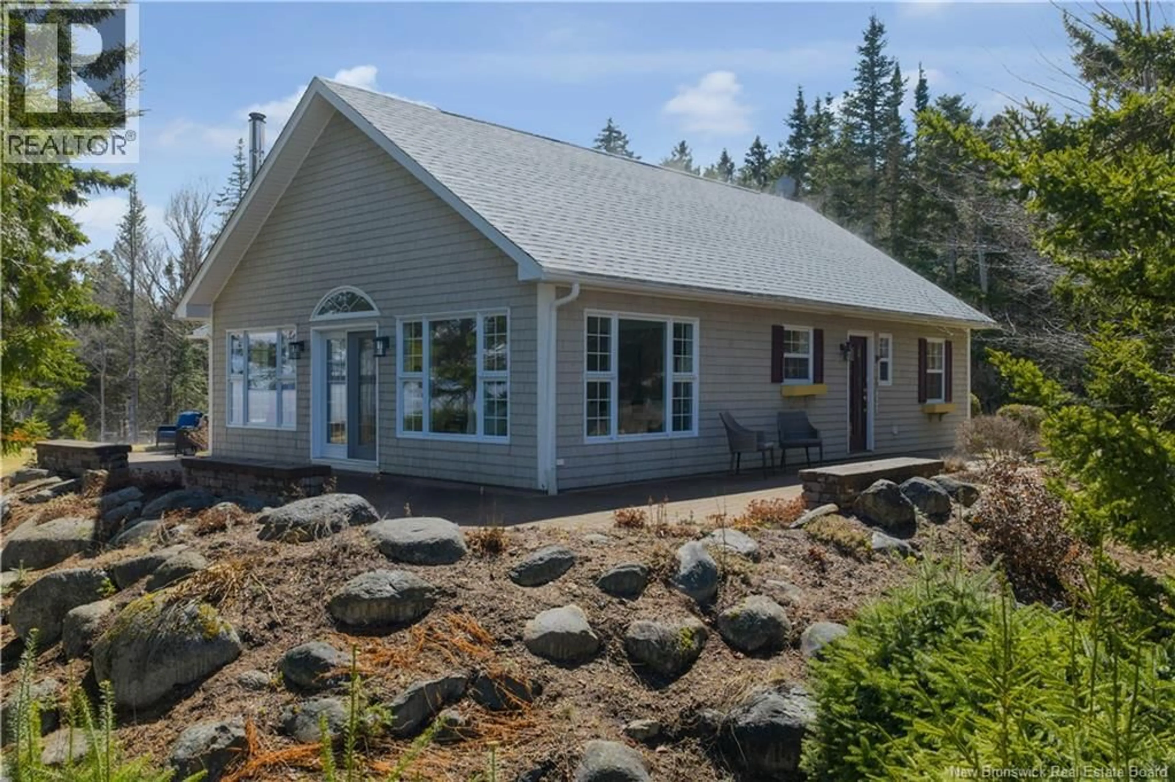 Home with vinyl exterior material, building for 31 BIRCH COVE ROAD, Chamcook New Brunswick E5B3E1