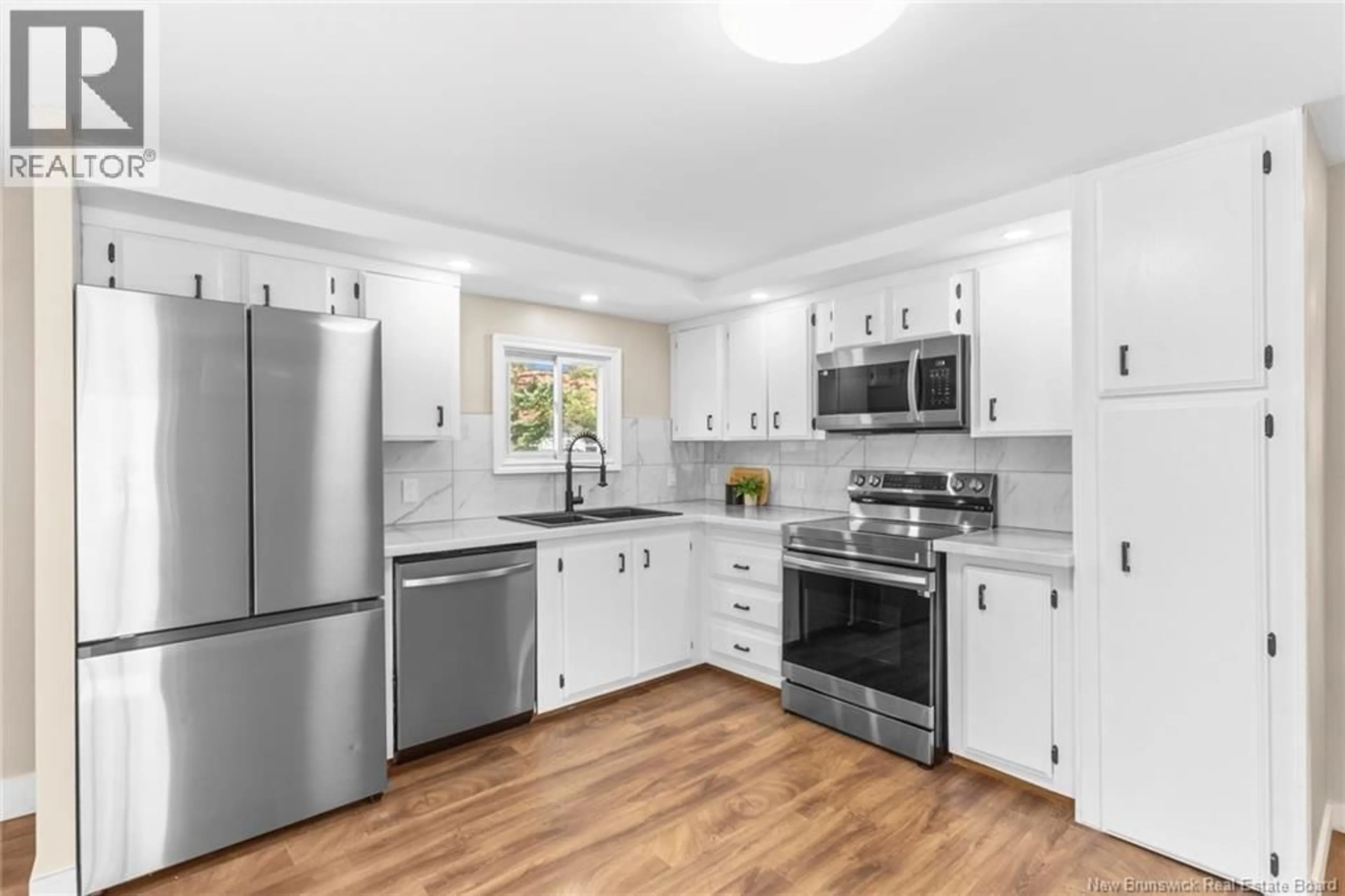 Open concept kitchen, unknown for 243 DRIFTWOOD LOOP, Fredericton New Brunswick E3B7P1