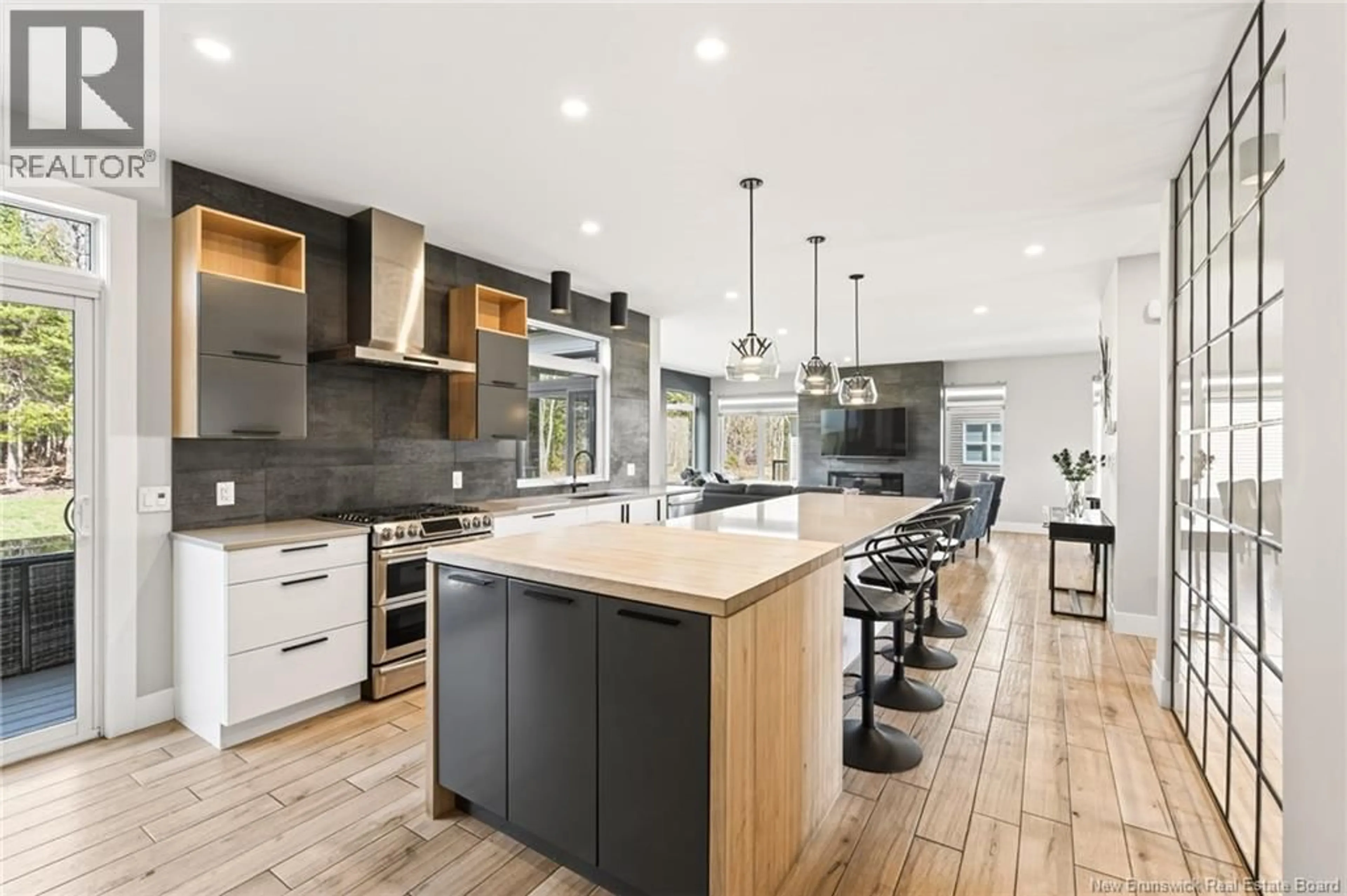 Open concept kitchen, unknown for 262 YVONNE, Dieppe New Brunswick E1A9H8