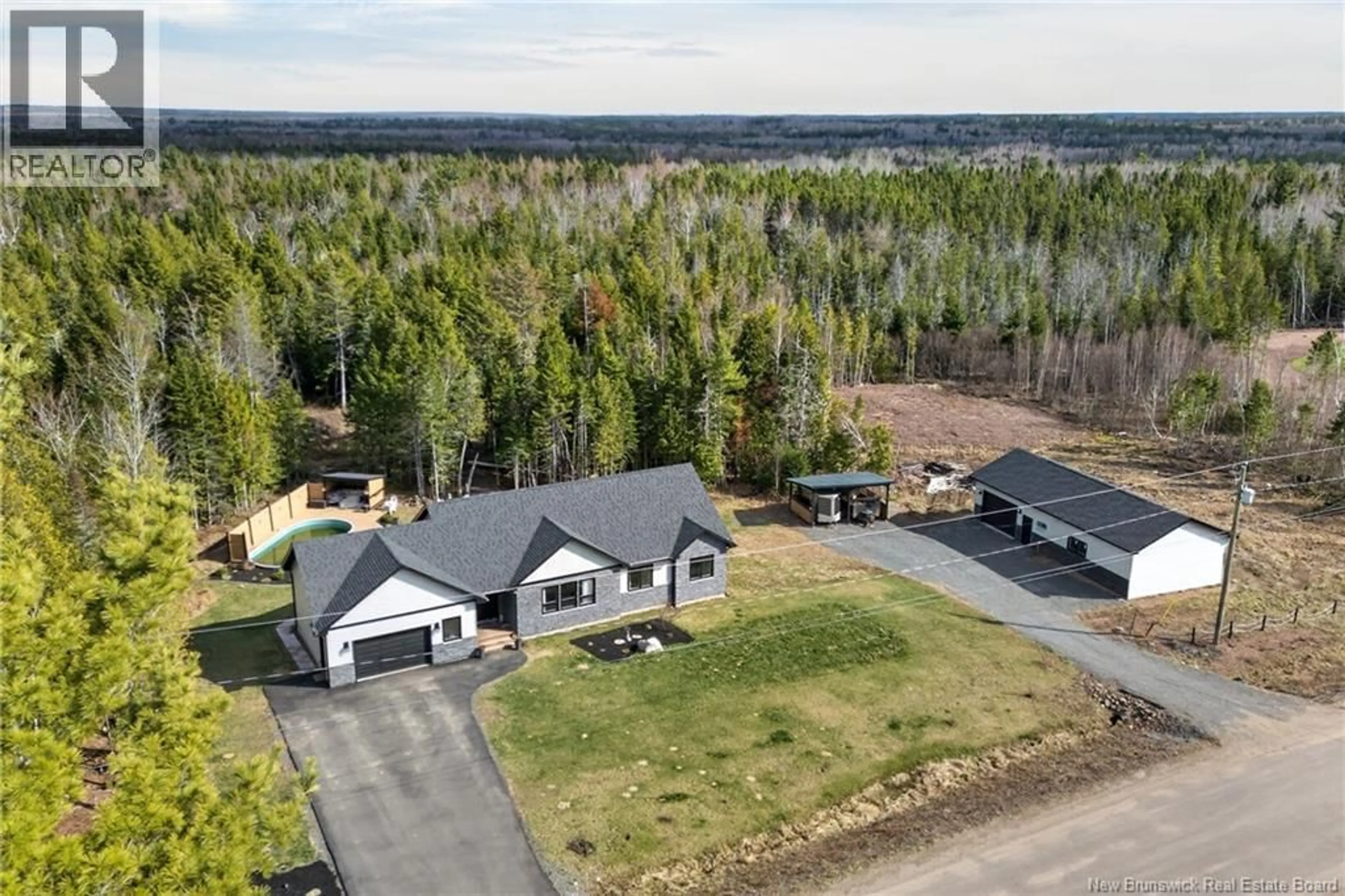 A pic from outside/outdoor area/front of a property/back of a property/a pic from drone, unknown for 81 LINDSAY LANE, Burton New Brunswick E2V0J7