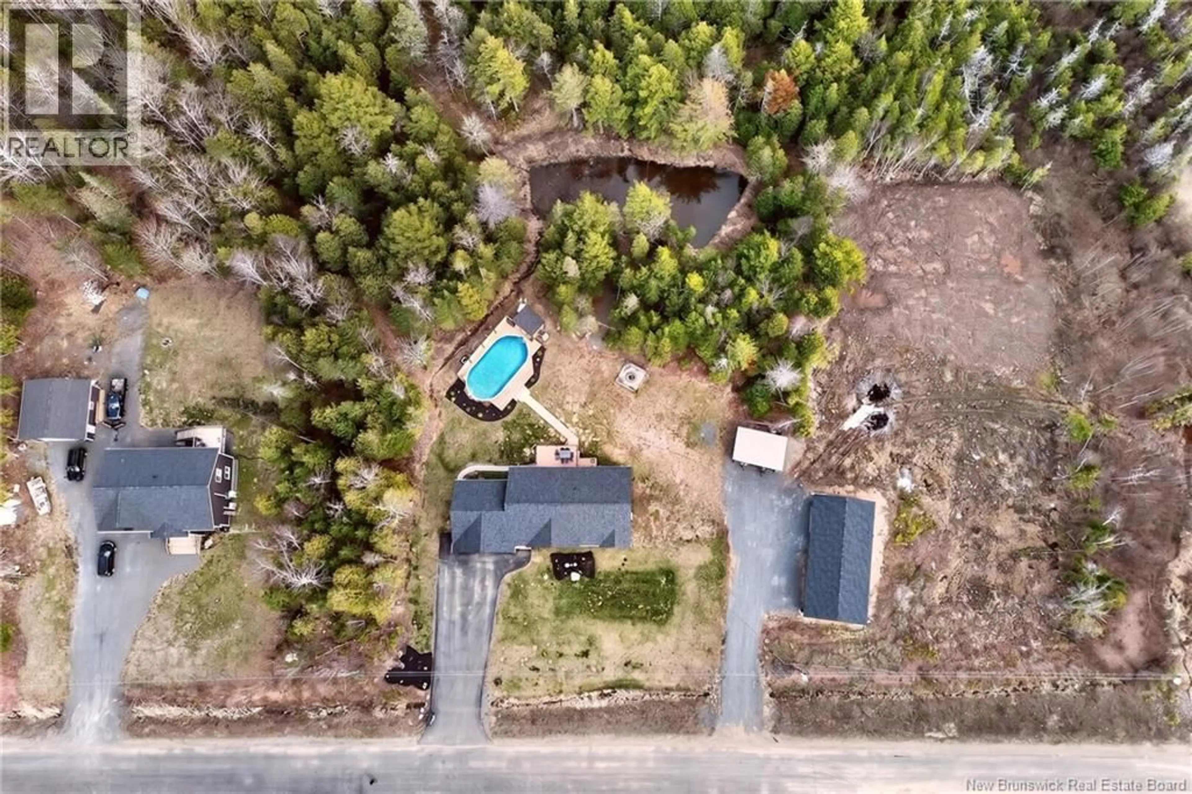 A pic from outside/outdoor area/front of a property/back of a property/a pic from drone, unknown for 81 LINDSAY LANE, Burton New Brunswick E2V0J7