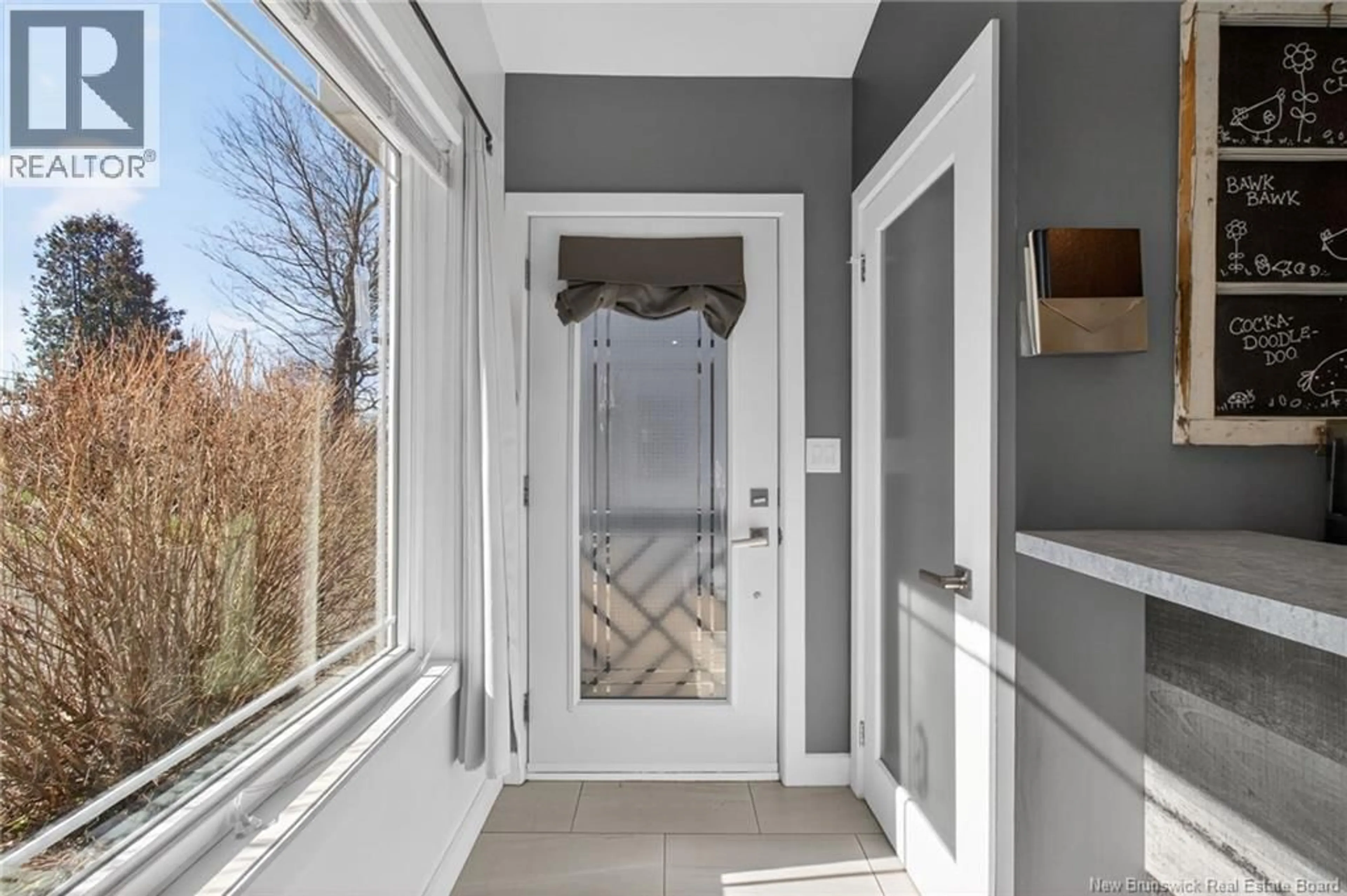 Indoor entryway for 3349 ROUTE 106, Salisbury New Brunswick E4J3H4