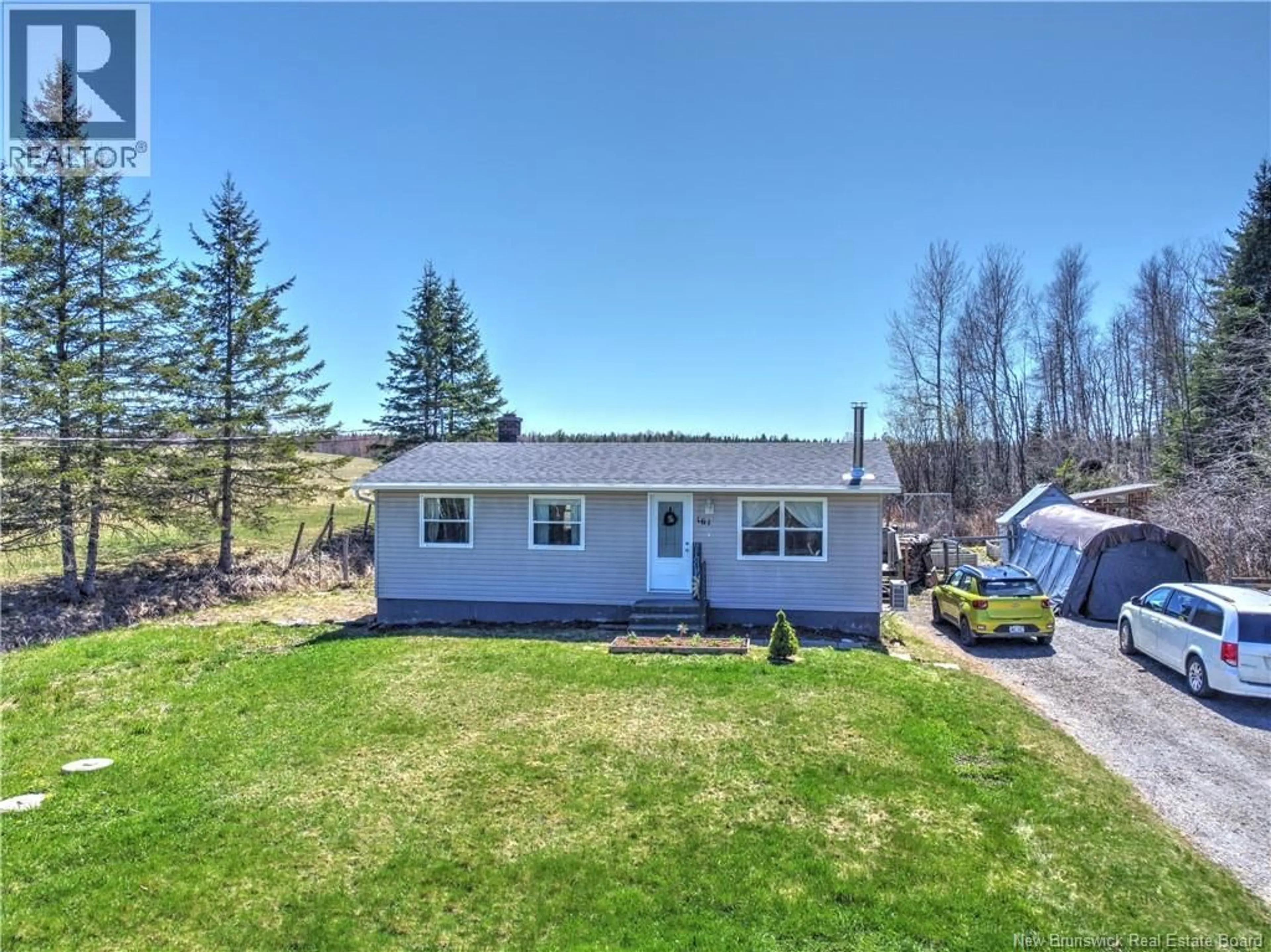 A pic from outside/outdoor area/front of a property/back of a property/a pic from drone, unknown for 161 RIVERSIDE DRIVE, Fredericton Junction New Brunswick E5L1V6