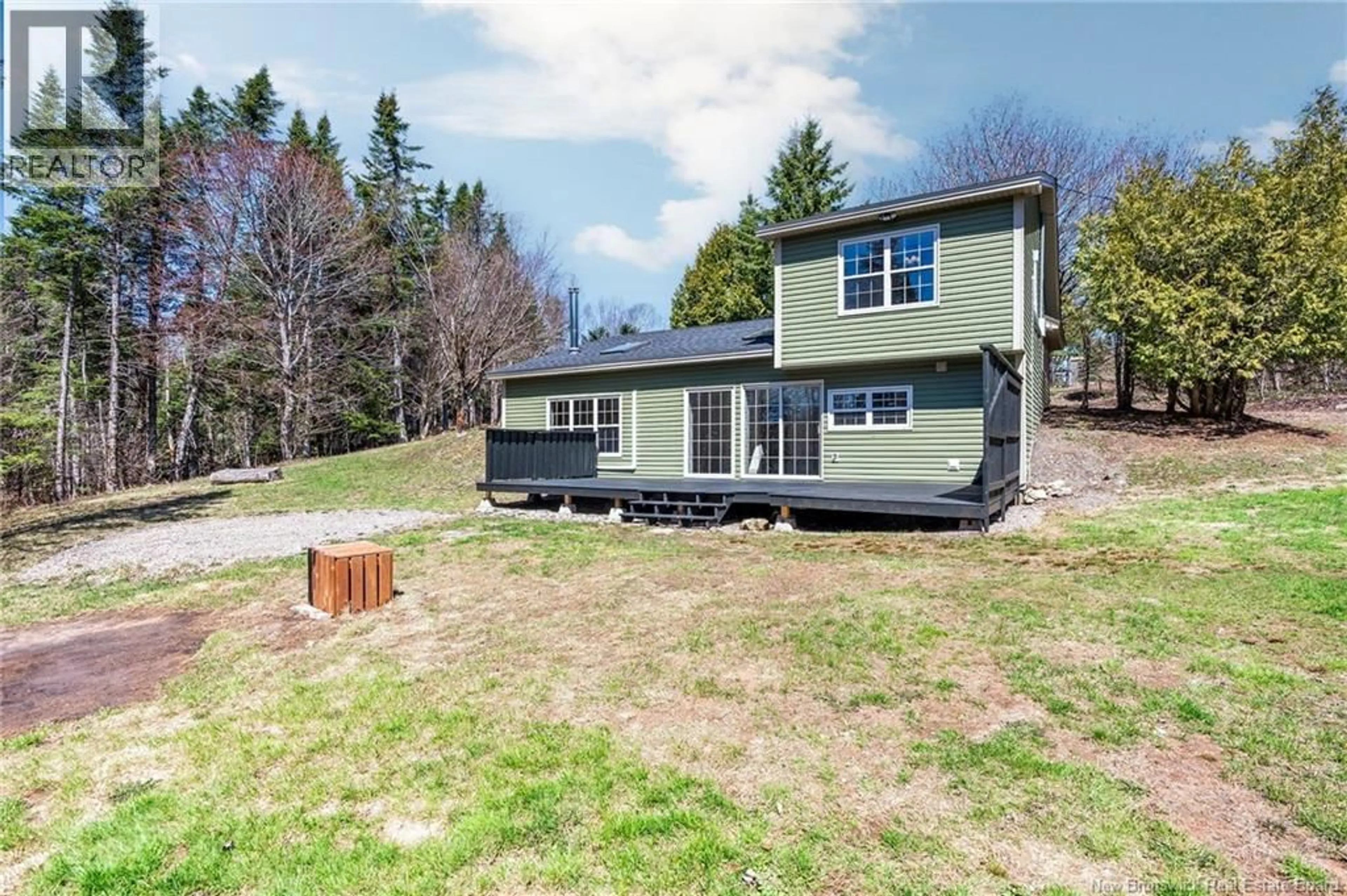 A pic from outside/outdoor area/front of a property/back of a property/a pic from drone, unknown for 686 ROUTE 111, Willow Grove New Brunswick E2S1S1