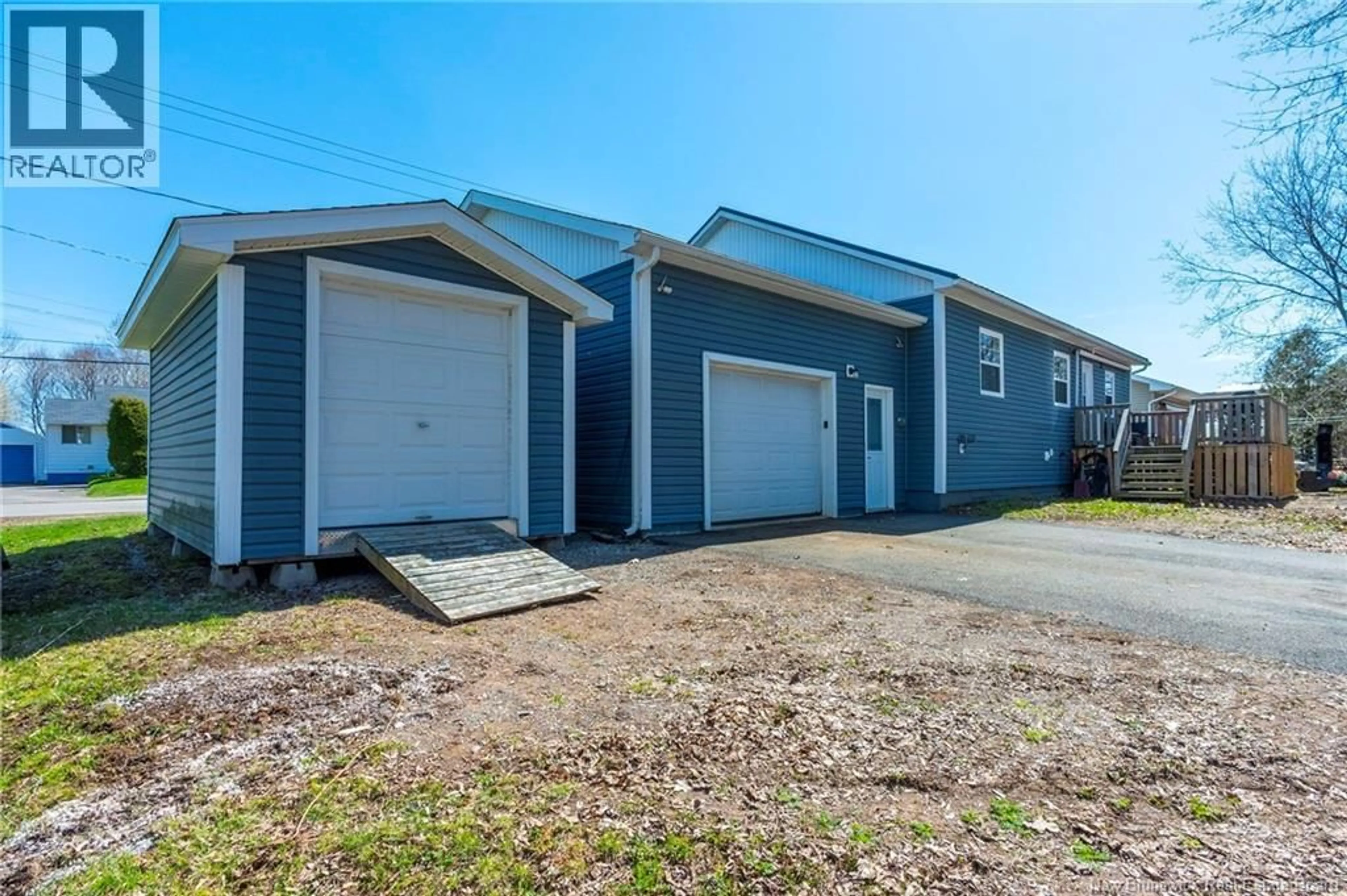 A pic from outside/outdoor area/front of a property/back of a property/a pic from drone, building for 42 STEWART AVENUE, Sussex New Brunswick E4E2E6