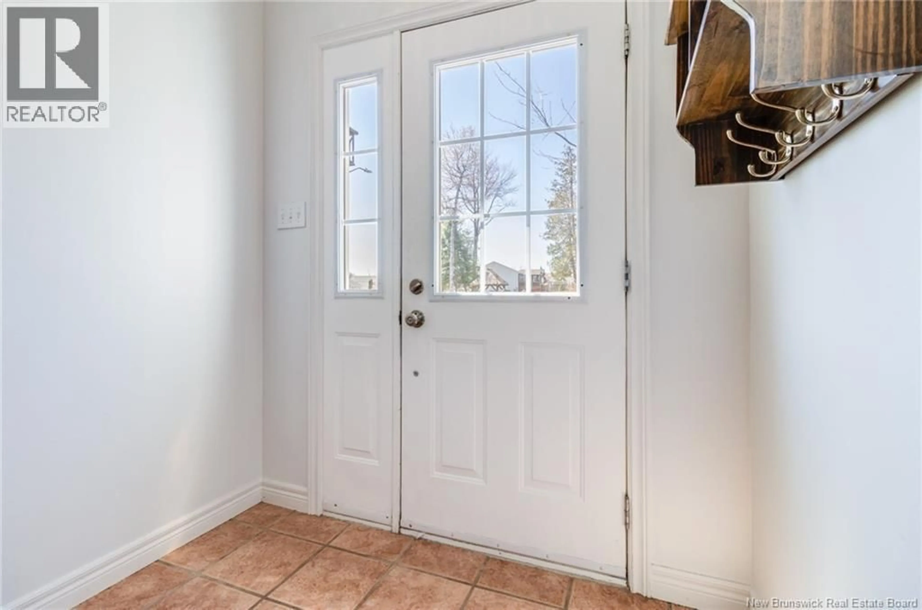 Indoor entryway for 80 DUFFIE DRIVE, Oromocto New Brunswick E2V4L3