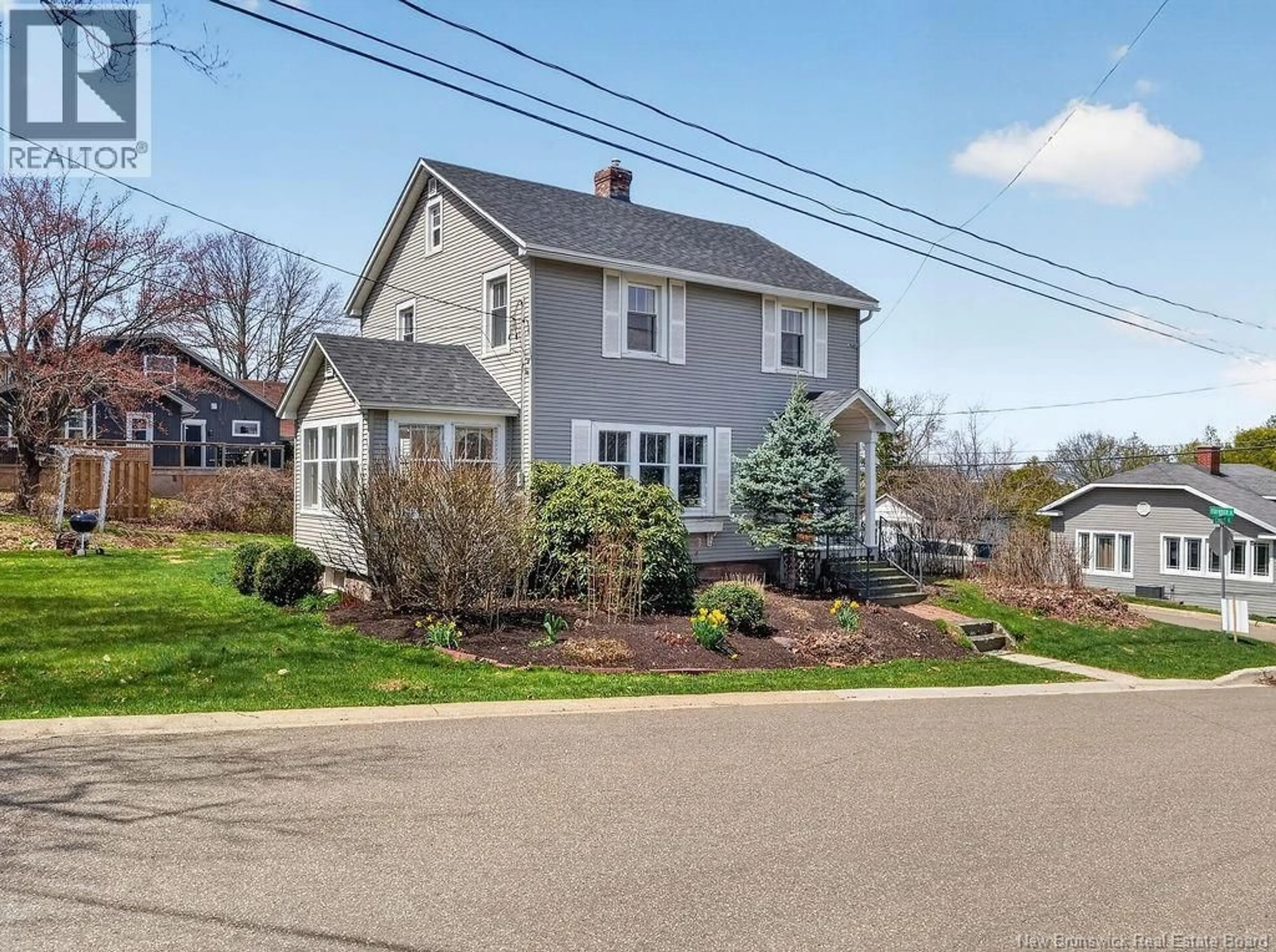 A pic from outside/outdoor area/front of a property/back of a property/a pic from drone, street for 141 COURT STREET, Riverview New Brunswick E1B1L6