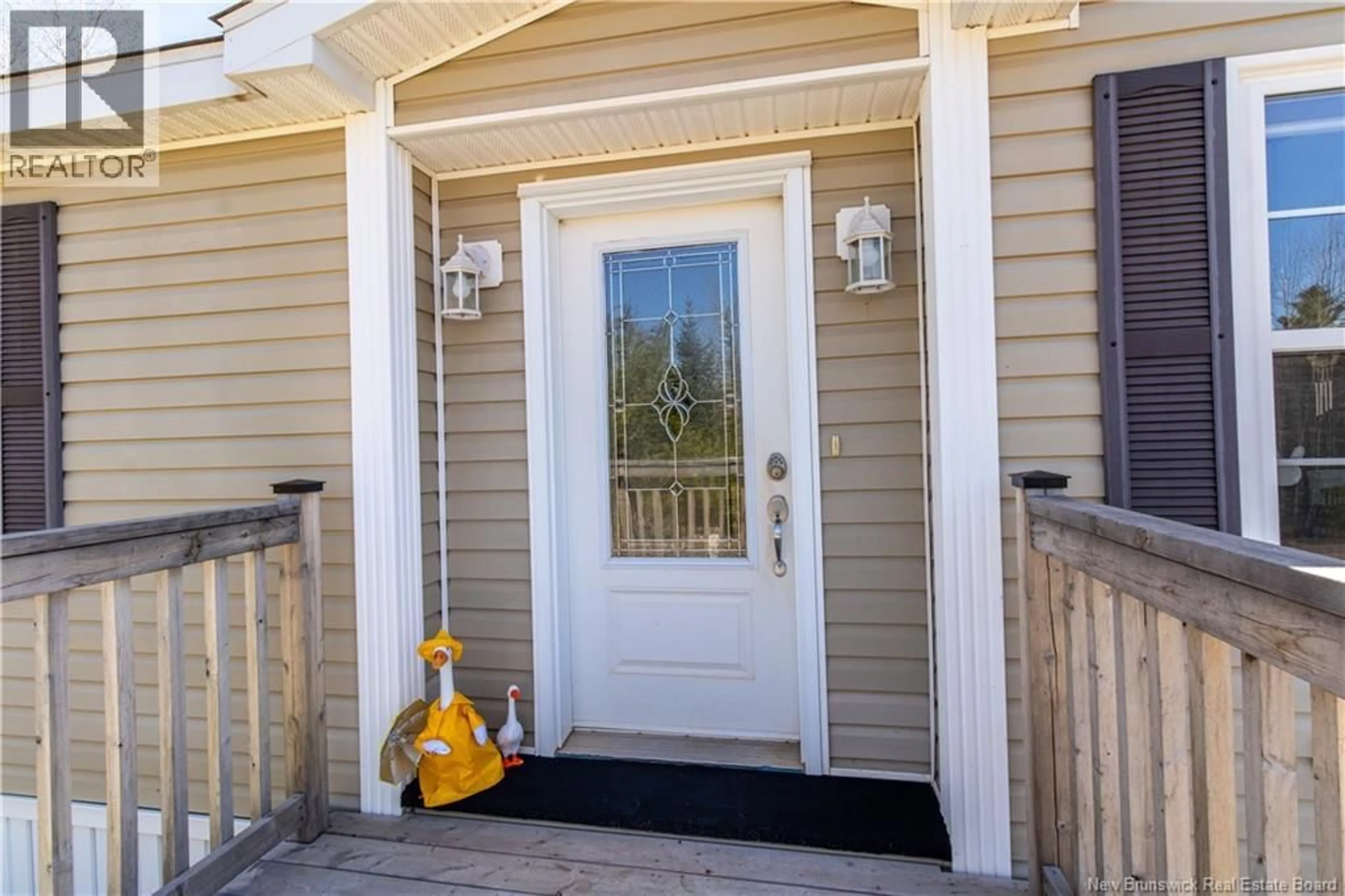 Indoor entryway for 206 CREEK ROAD, Mount Middleton New Brunswick E4G3C2