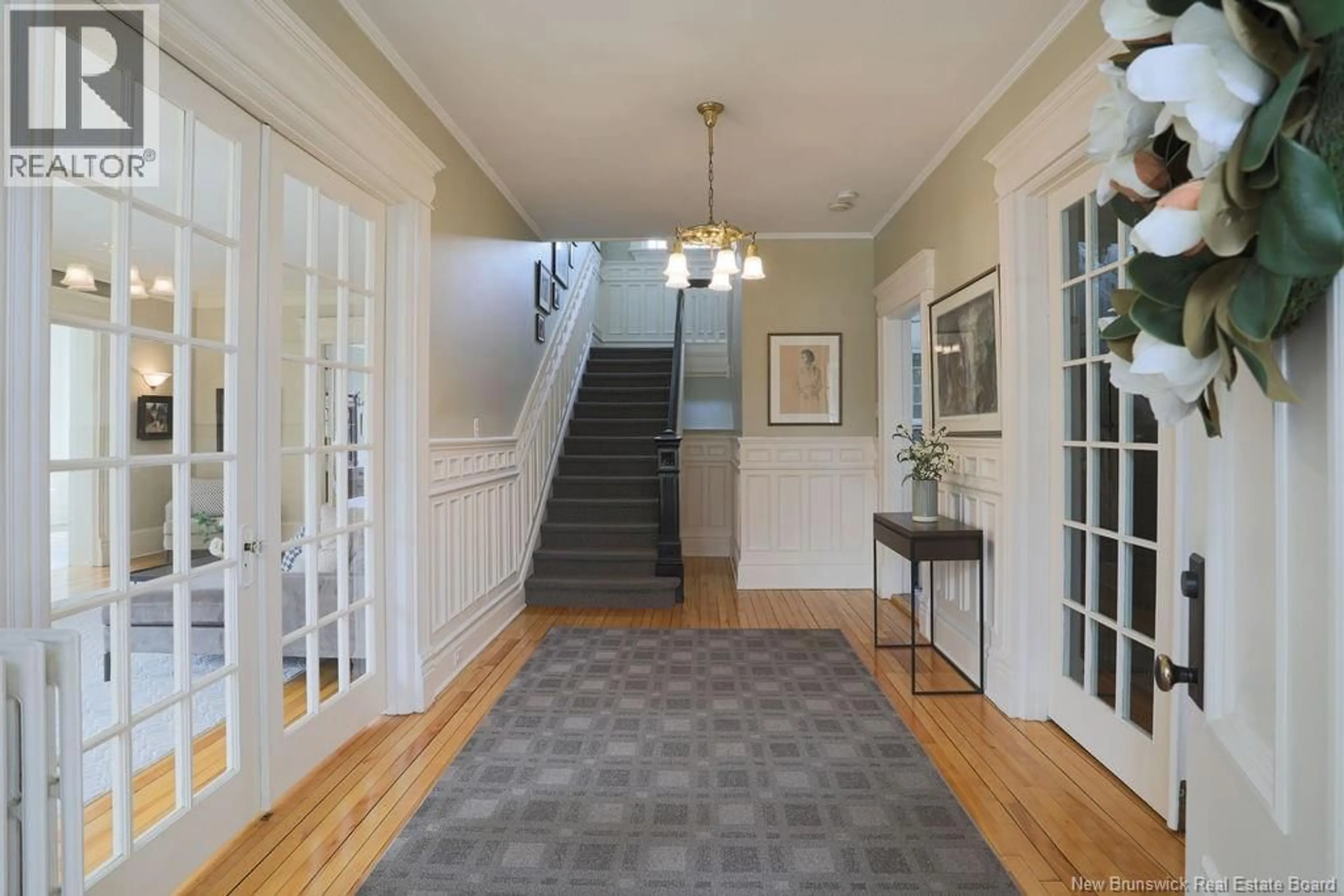 Indoor foyer for 3161 ROTHESAY ROAD, Rothesay New Brunswick E2E5V3