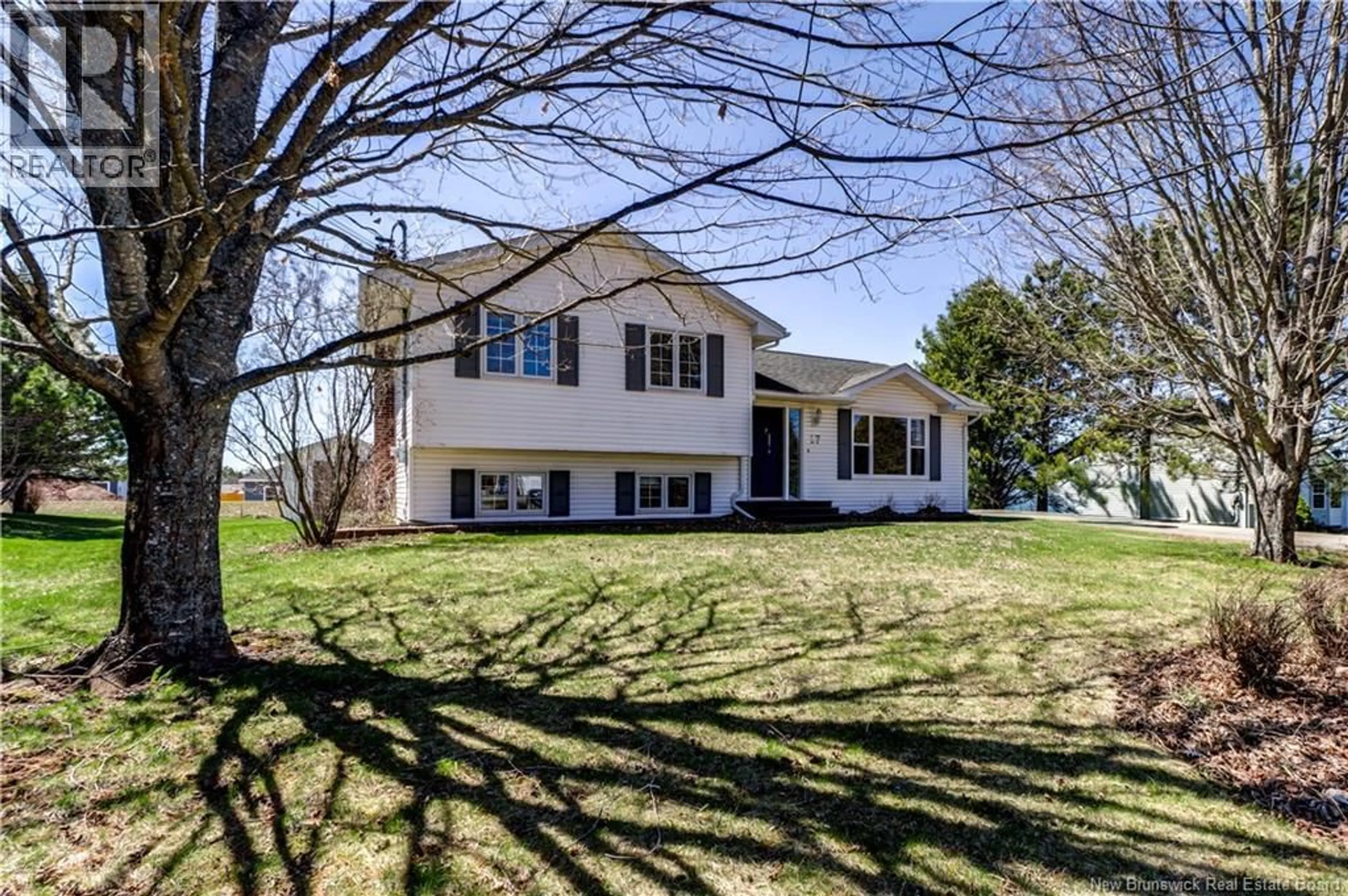 Unknown for 27 MEREDITH DRIVE, Sussex Corner New Brunswick E4E2T8