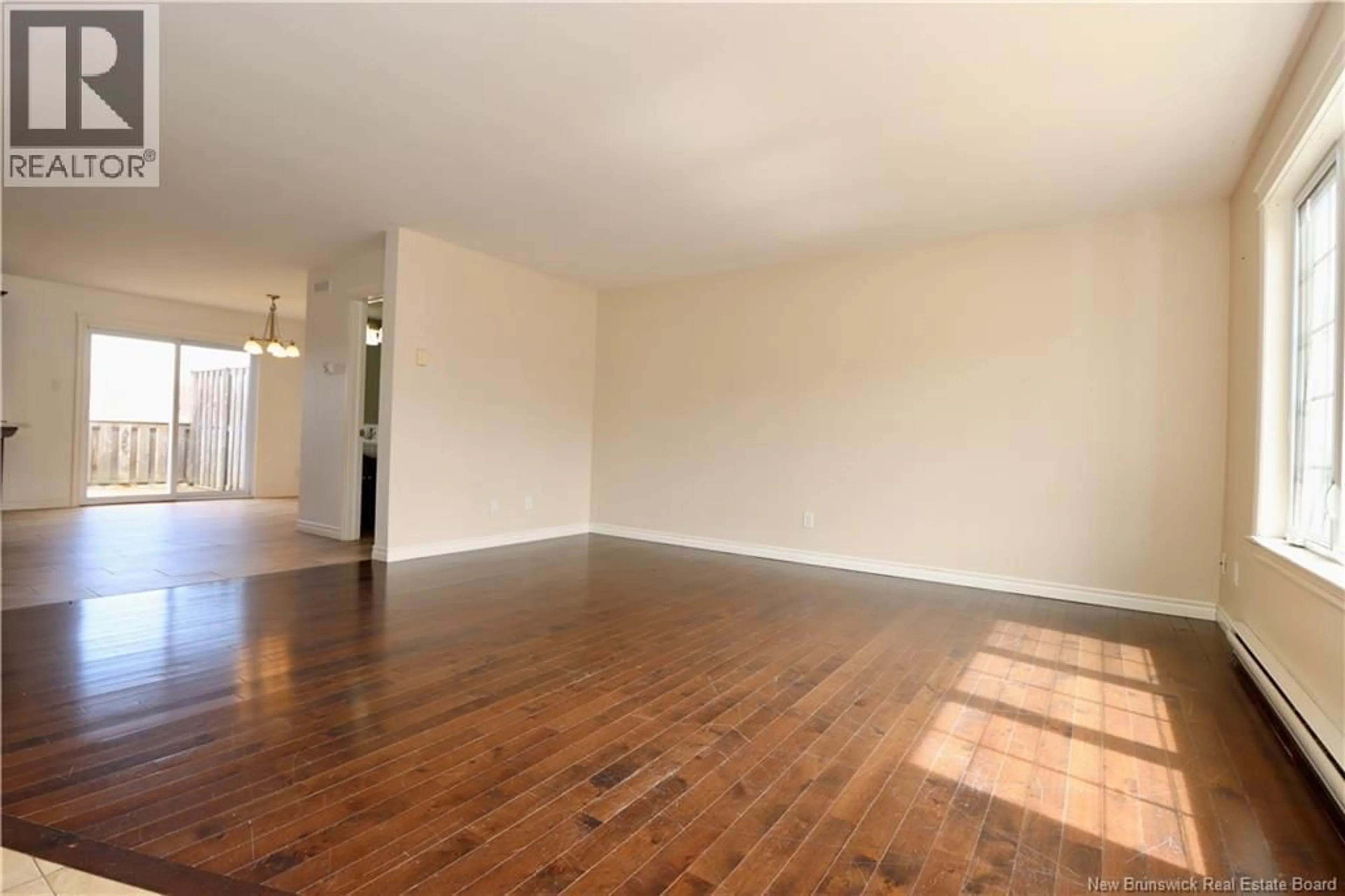 A pic of a room for 938 BERNARD STREET, Dieppe New Brunswick E1A5A4